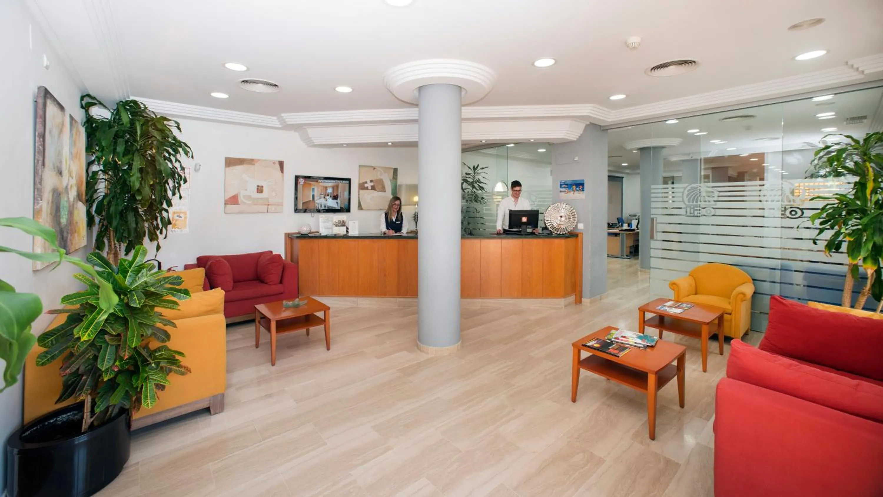 Lobby or reception in Leo Canela