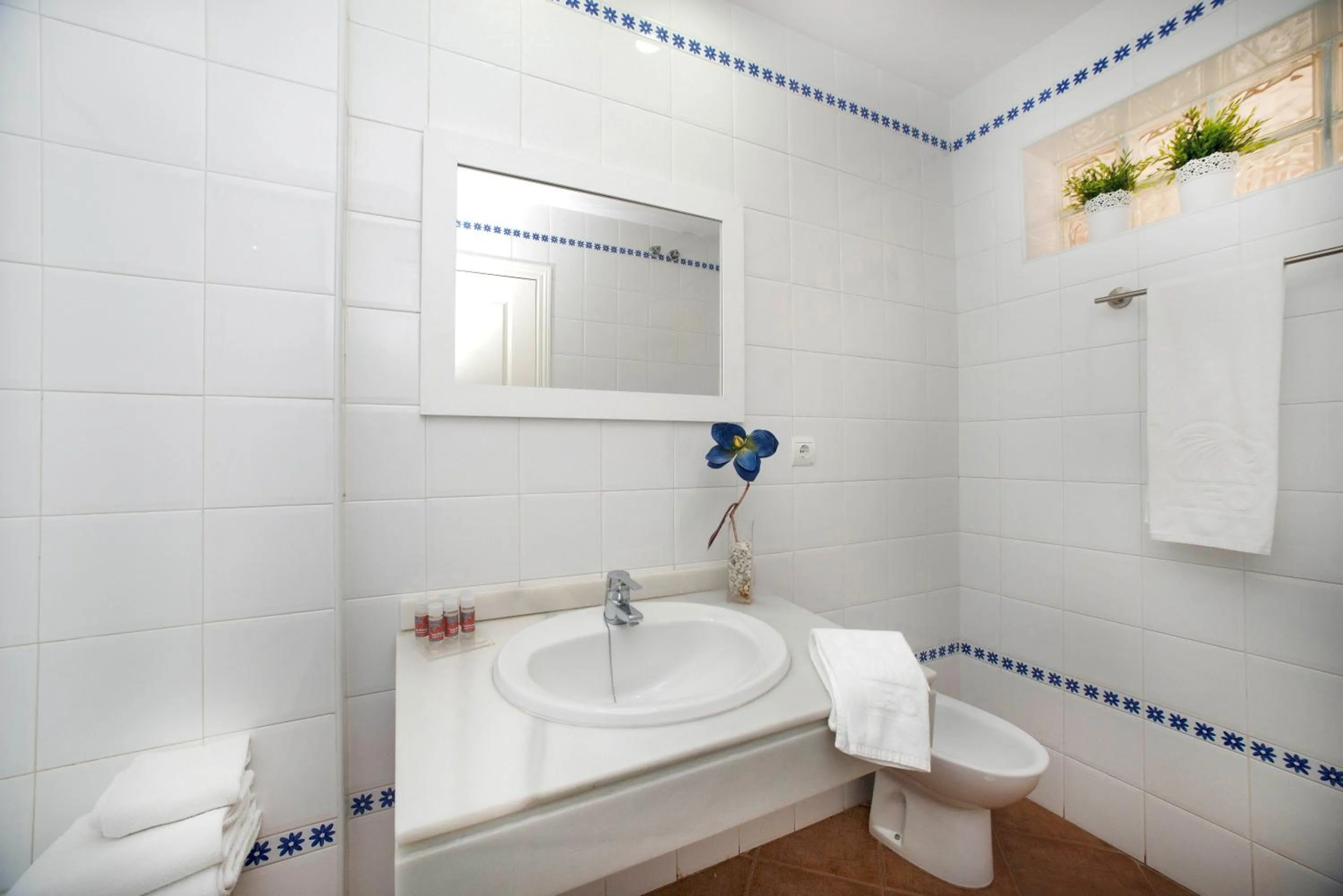 Bathroom in Leo Canela