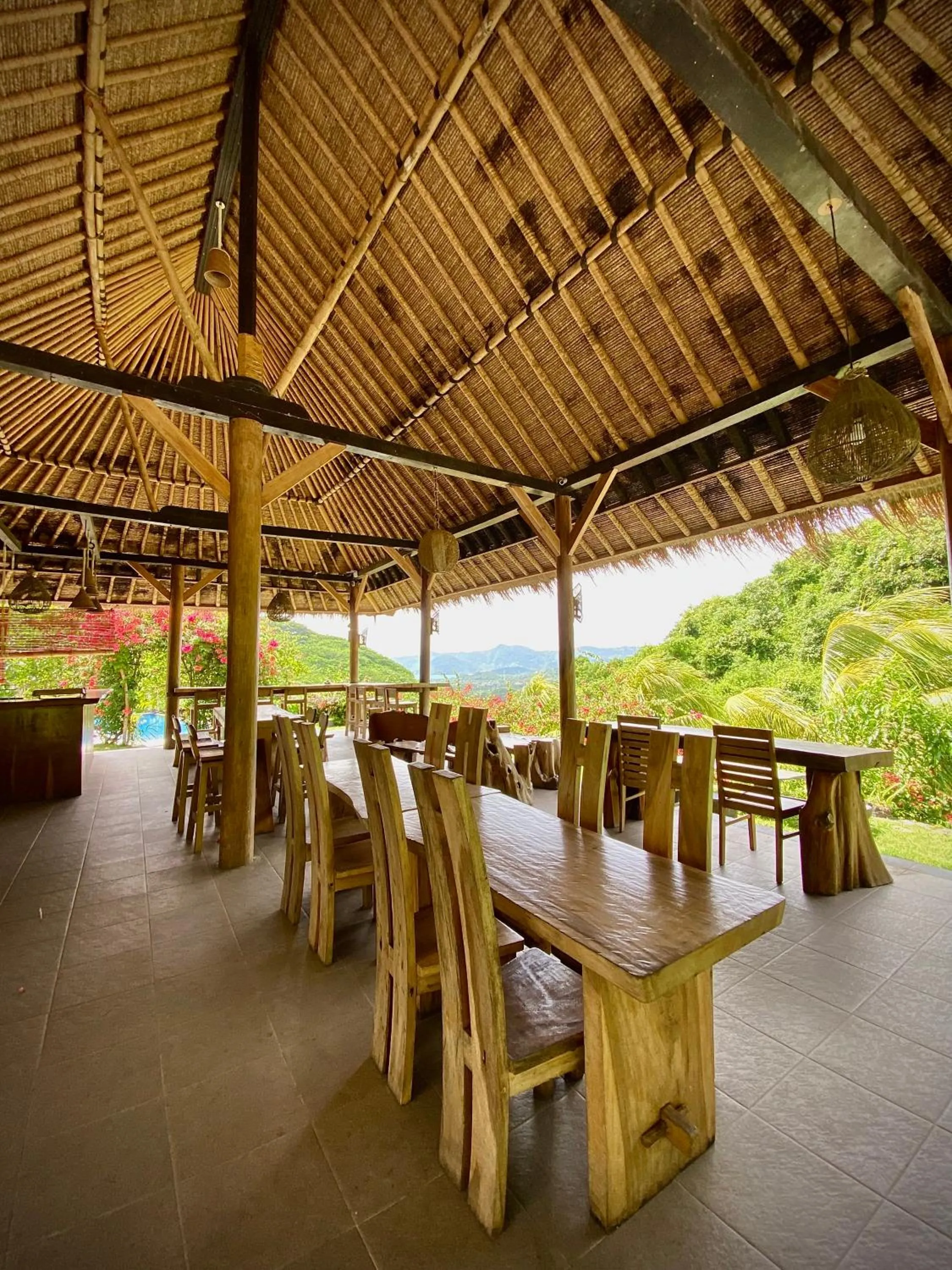 Ara Artati Lombok bungalows and Restaurant