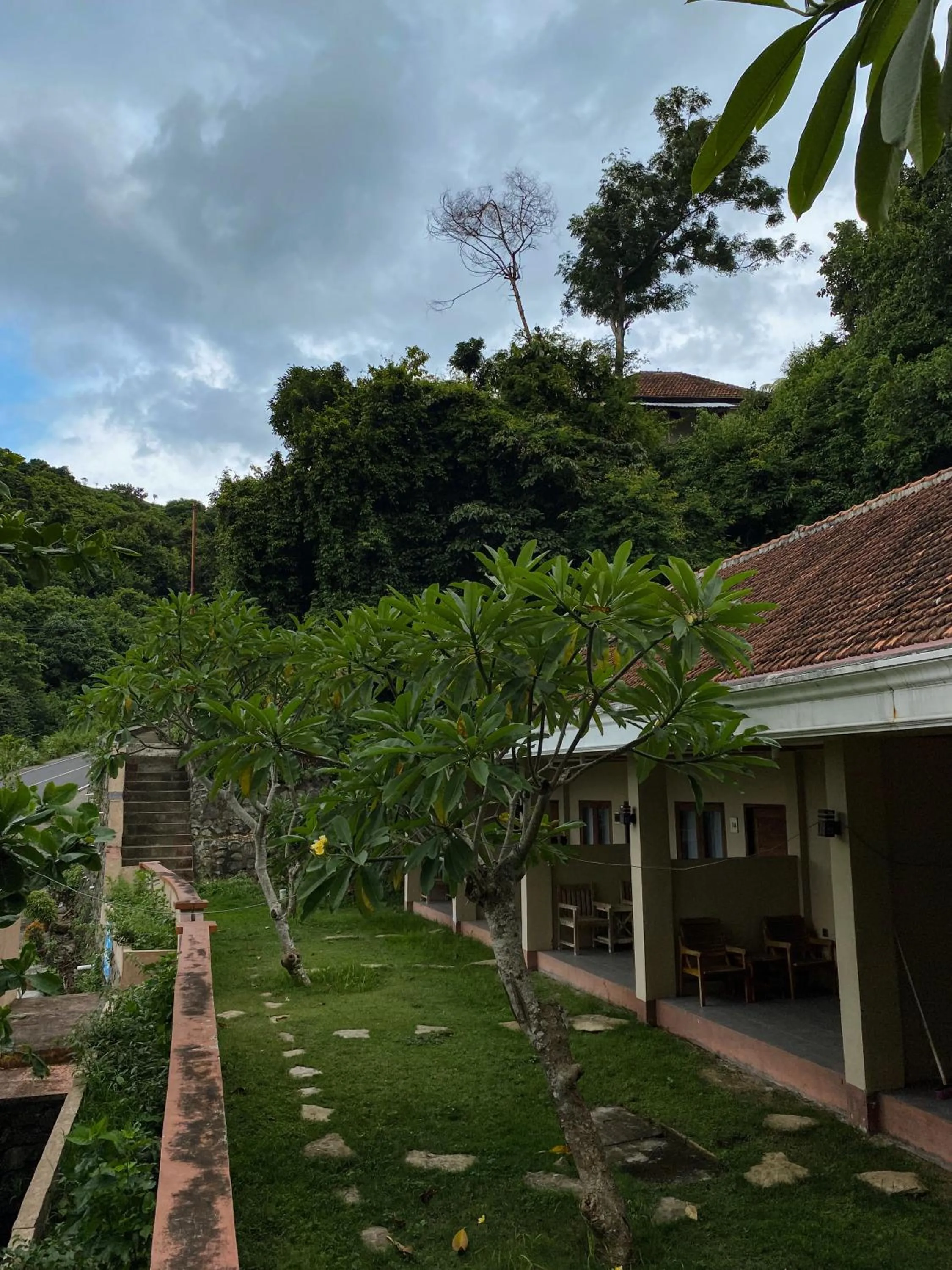 Ara Artati Lombok bungalows and Restaurant