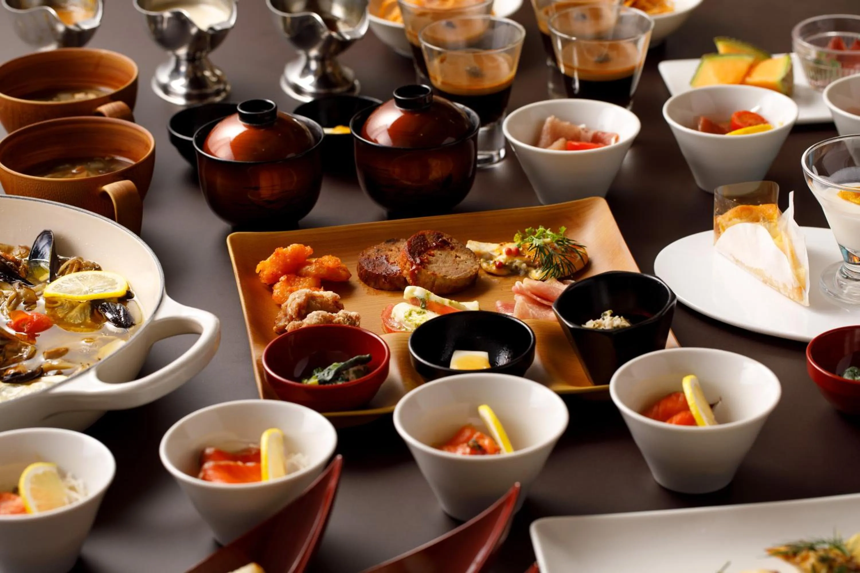 Food and drinks in Yukyo no Hibiki Yusai