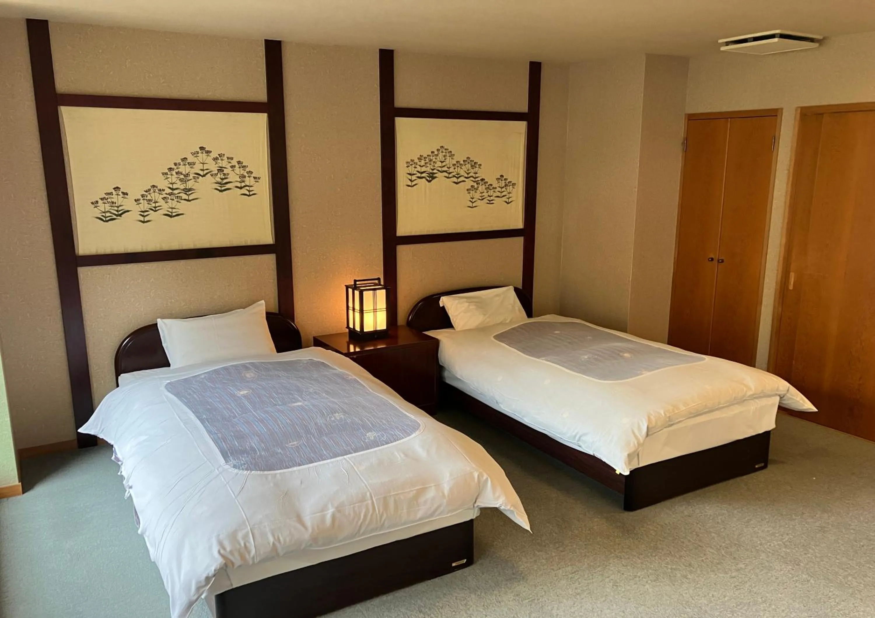 Bed in Yukyo no Hibiki Yusai