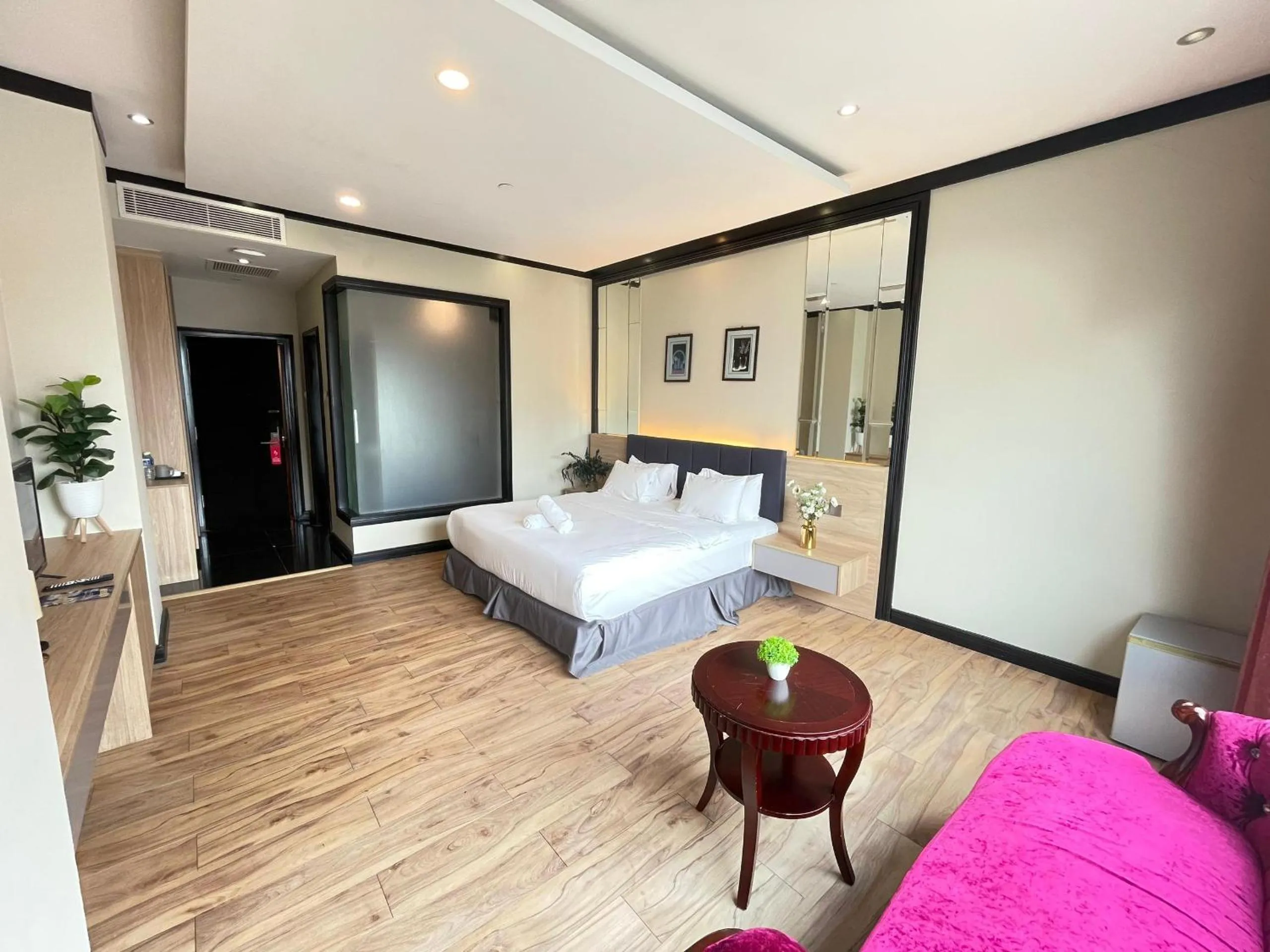 Bed in Kingston Hotel - Jalan Tuanku Abdul Rahman