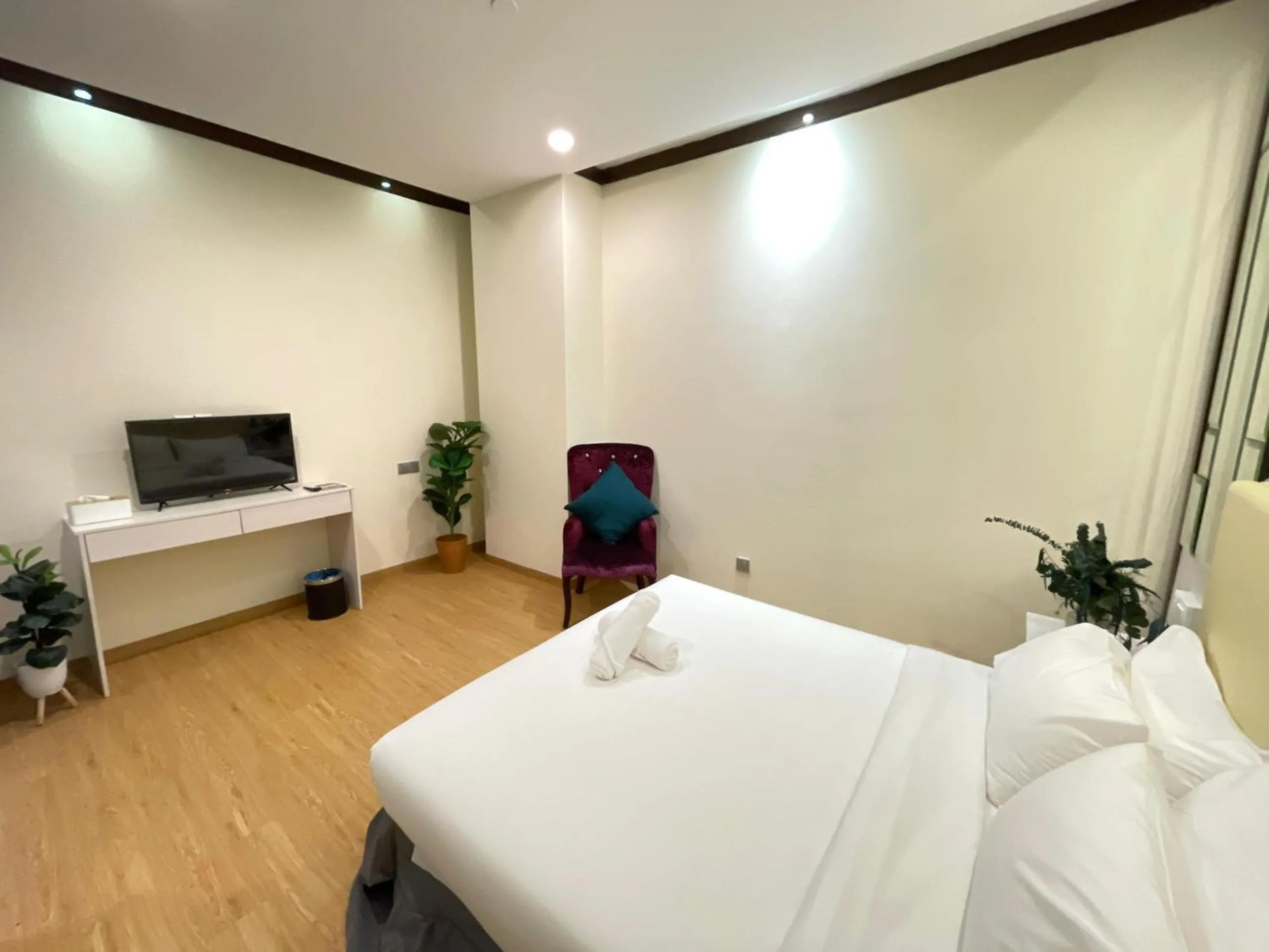 Bedroom, Bed in Kingston Hotel - Jalan Tuanku Abdul Rahman