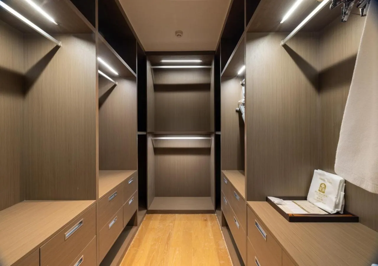 wardrobe in Pan Pacific Serviced Suites Nairobi