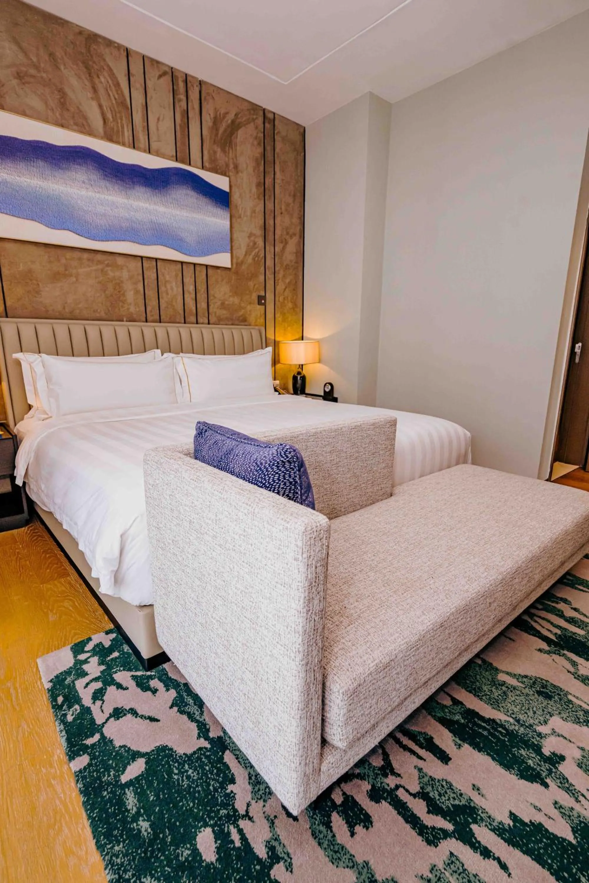 Bedroom, Bed in Pan Pacific Serviced Suites Nairobi