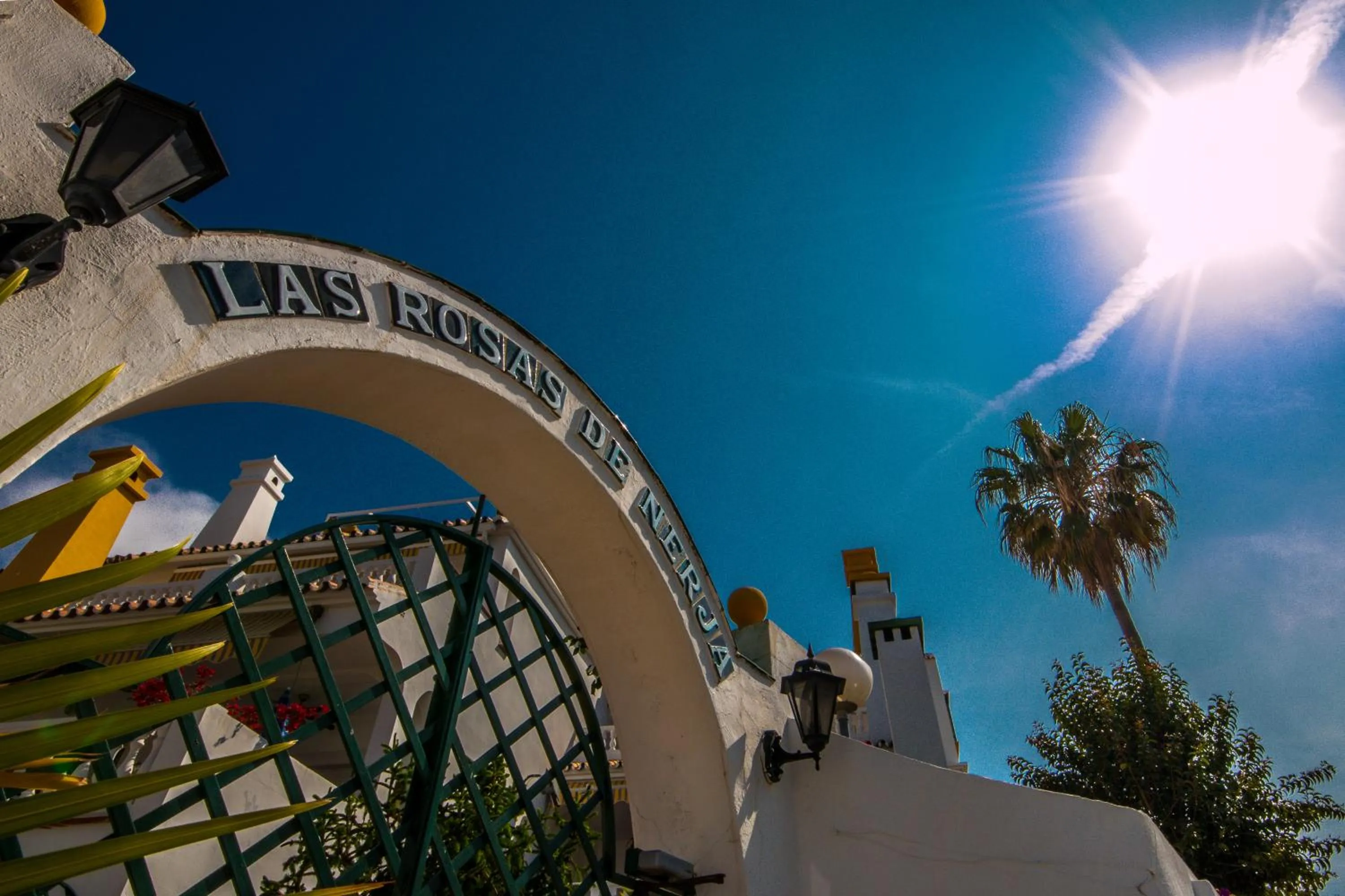 Facade/entrance in Apartamentos Las Rosas de Capistrano