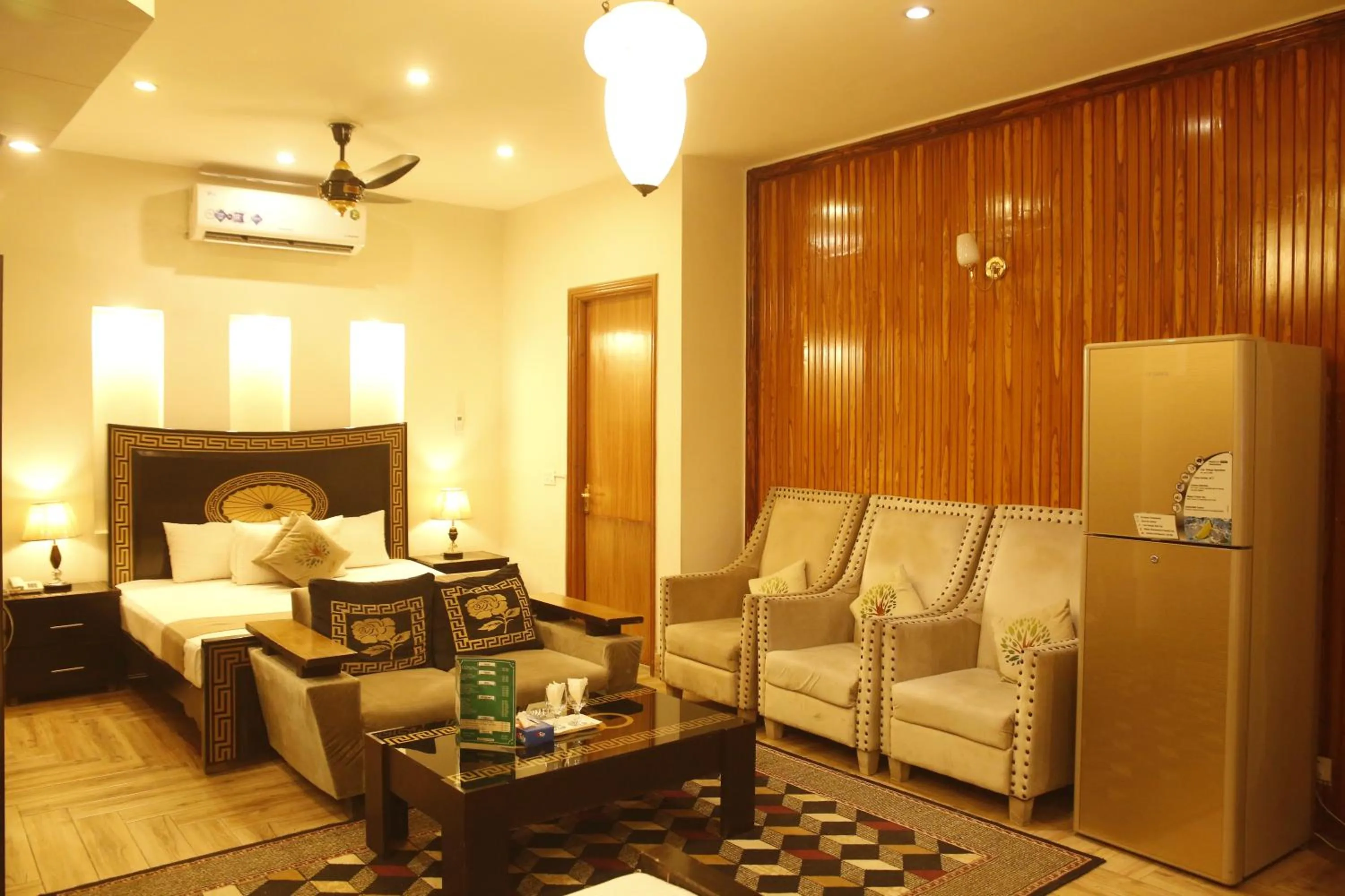 Bedroom in Park View Hotel Gulberg