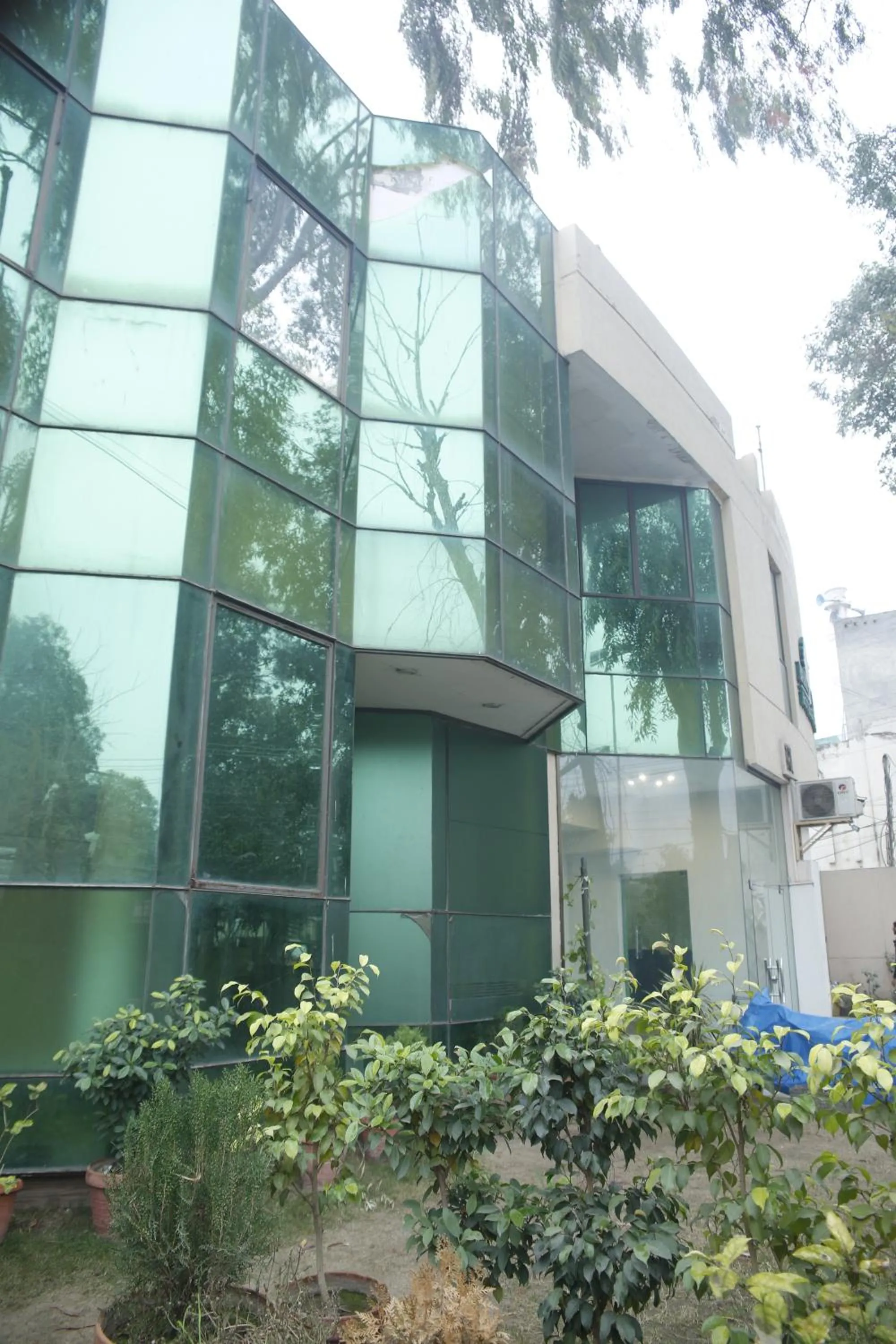 Property building in Park View Hotel Gulberg