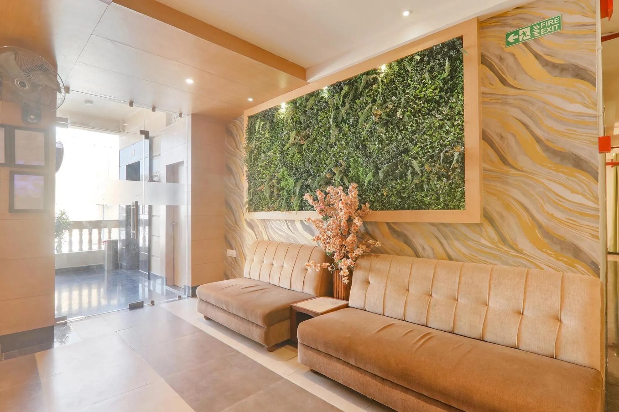 Seating area in FabHotel Raghubar Kripa