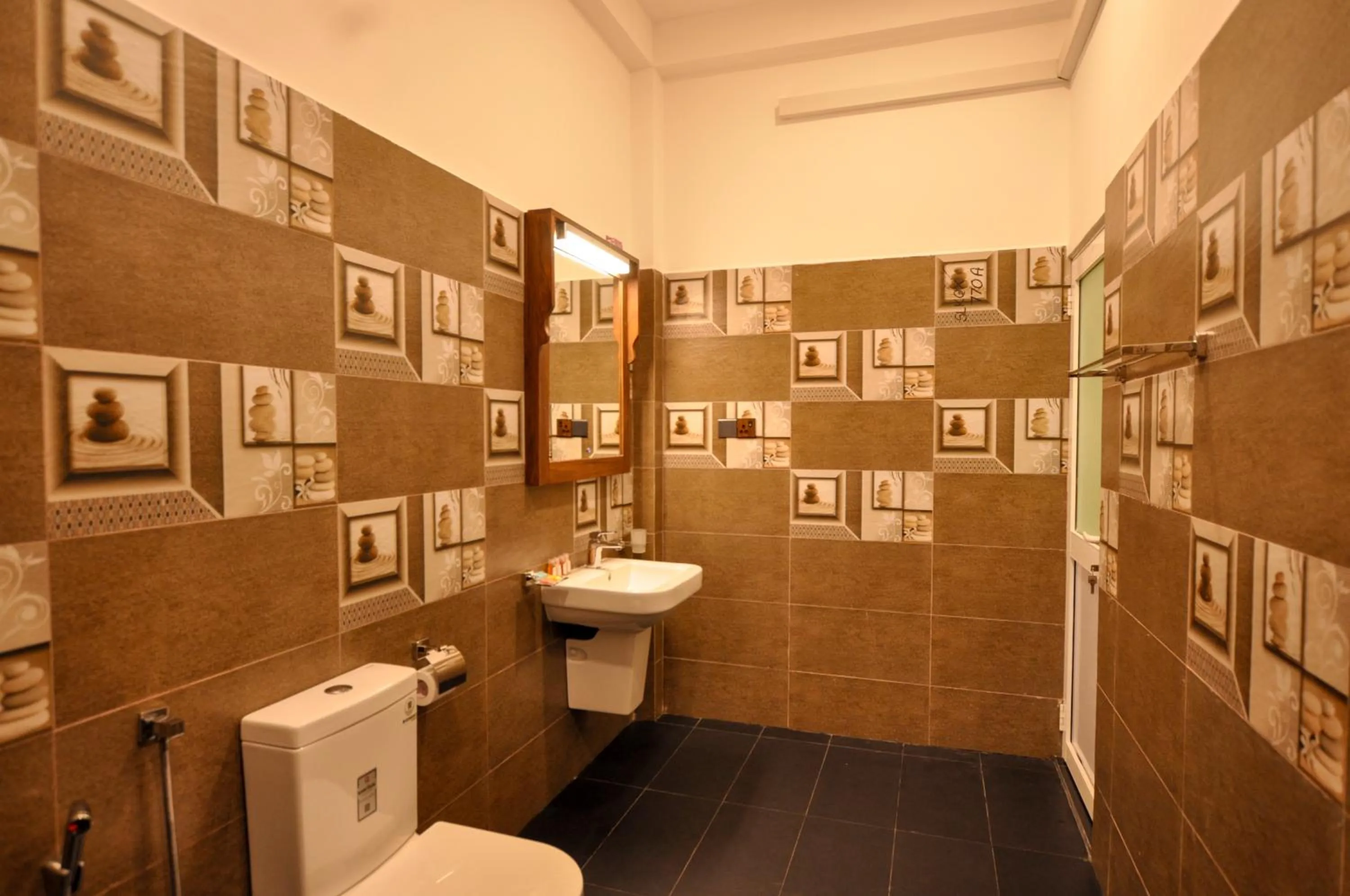 Toilet in Sachinro Hotel Mirissa