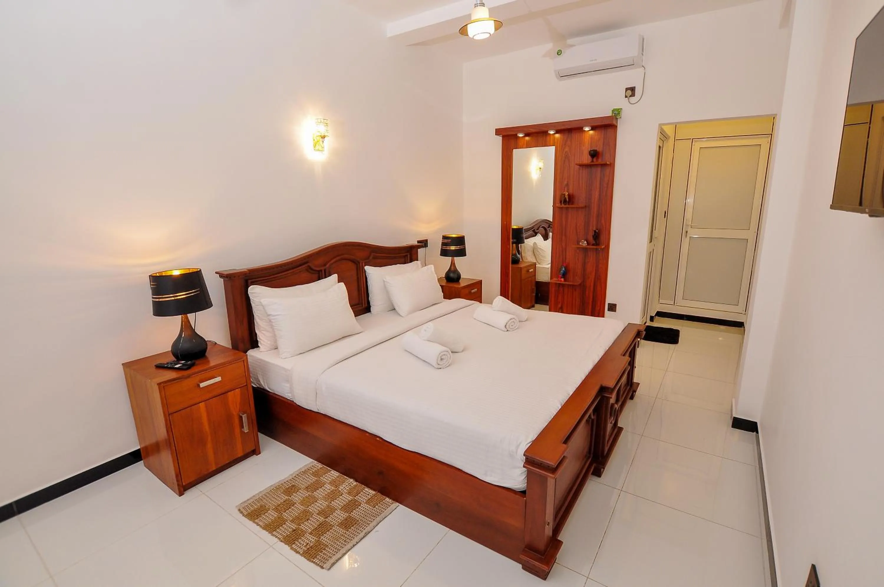 Bed in Sachinro Hotel Mirissa