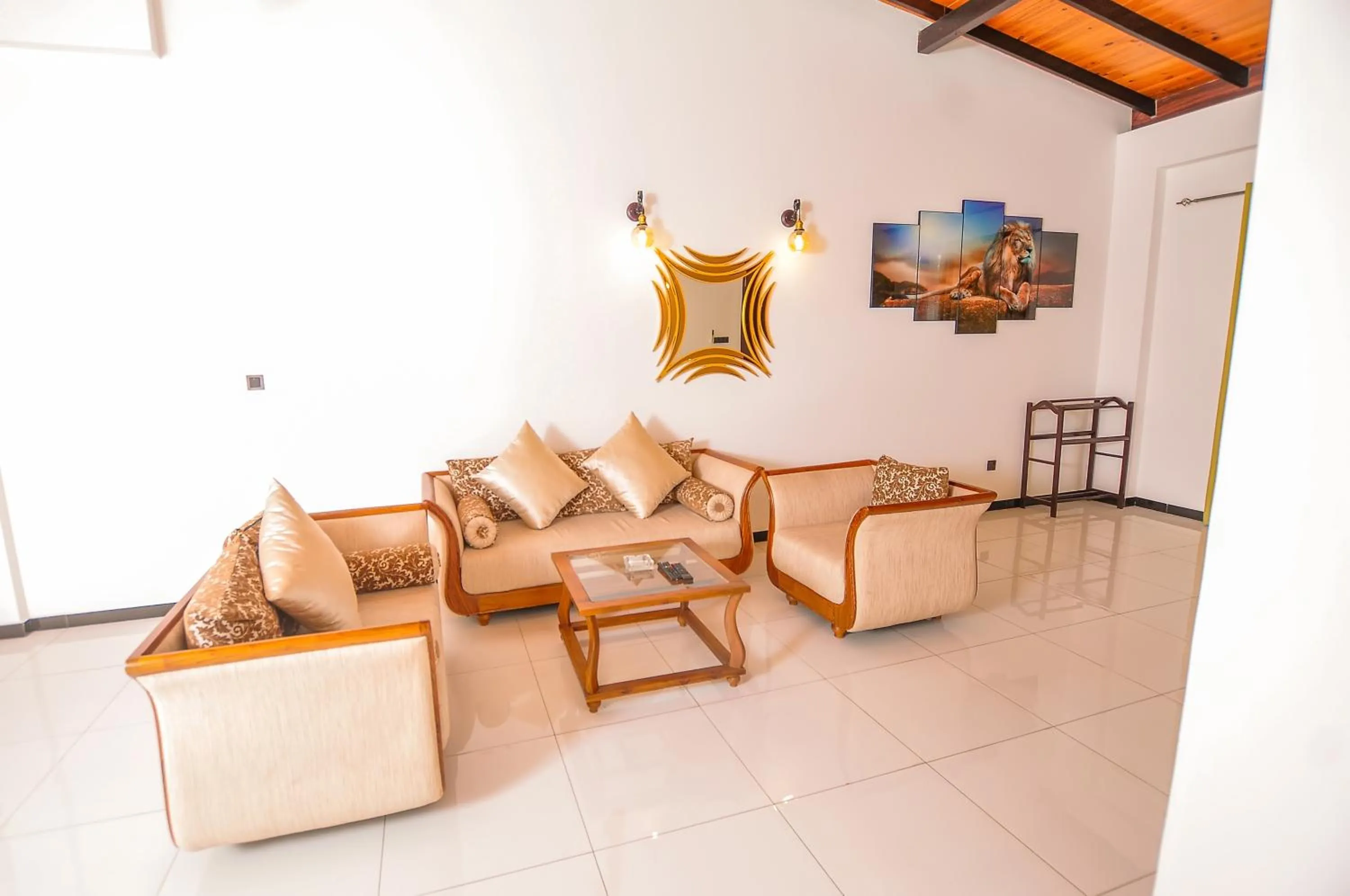 Seating area in Sachinro Hotel Mirissa