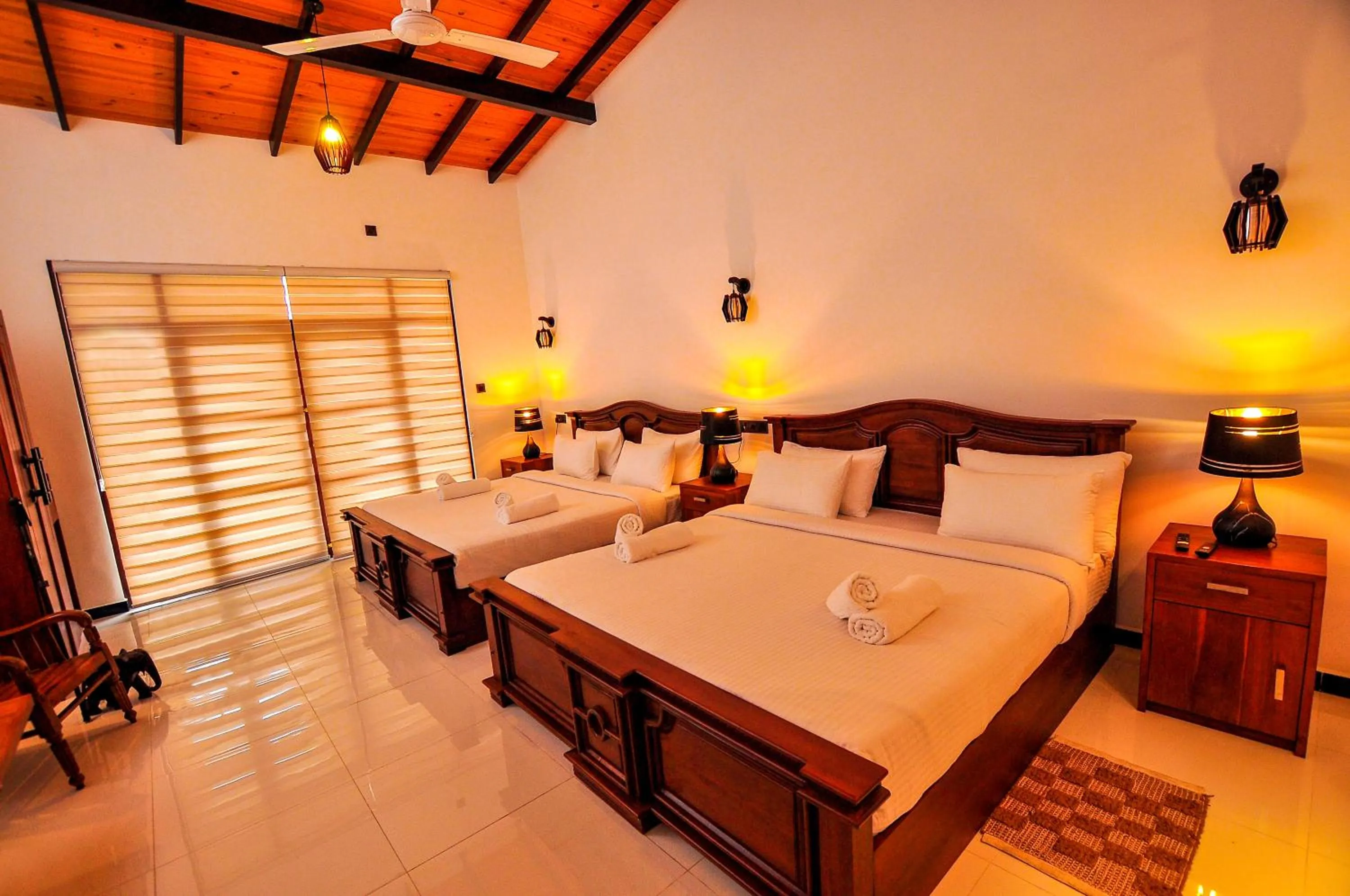 Bed in Sachinro Hotel Mirissa