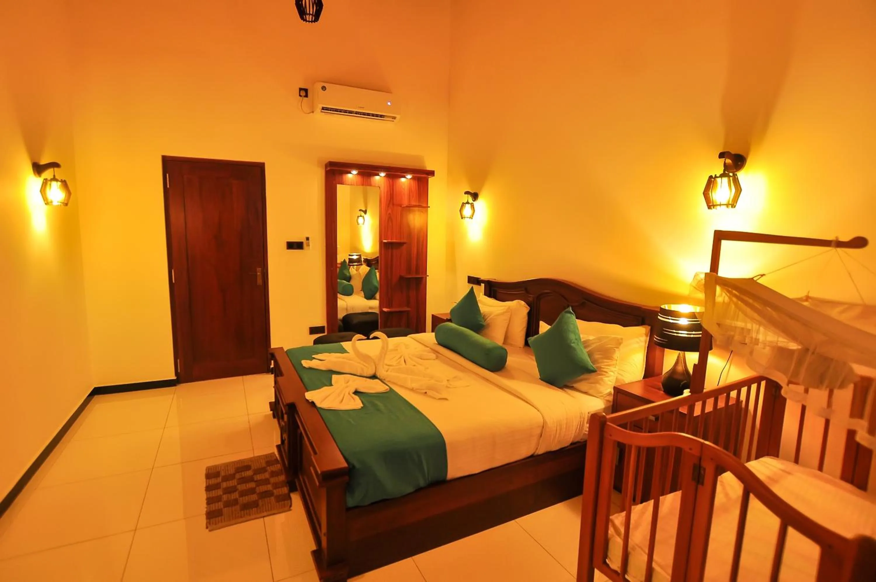 Bedroom, Bed in Sachinro Hotel Mirissa