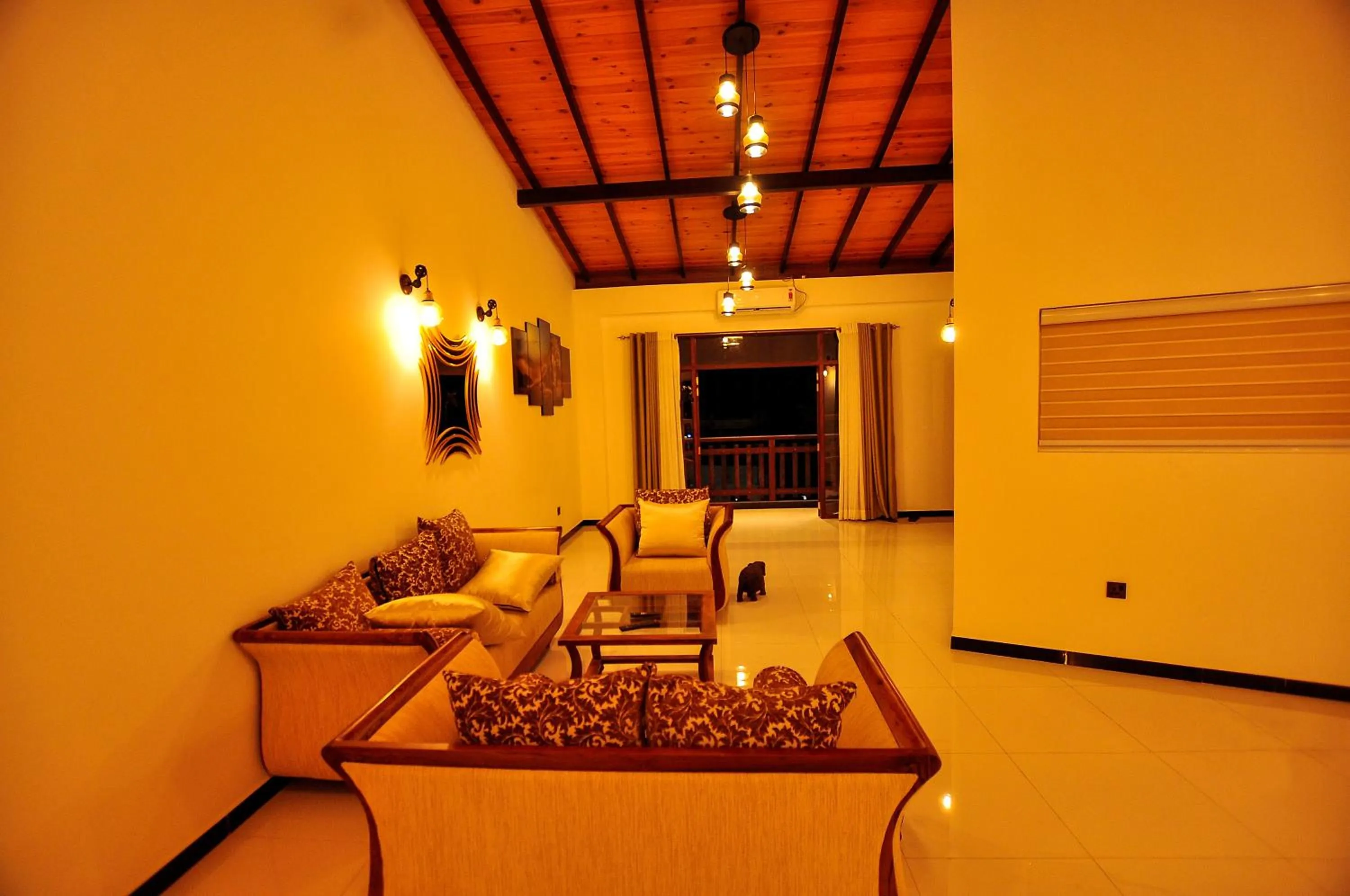 Seating area in Sachinro Hotel Mirissa