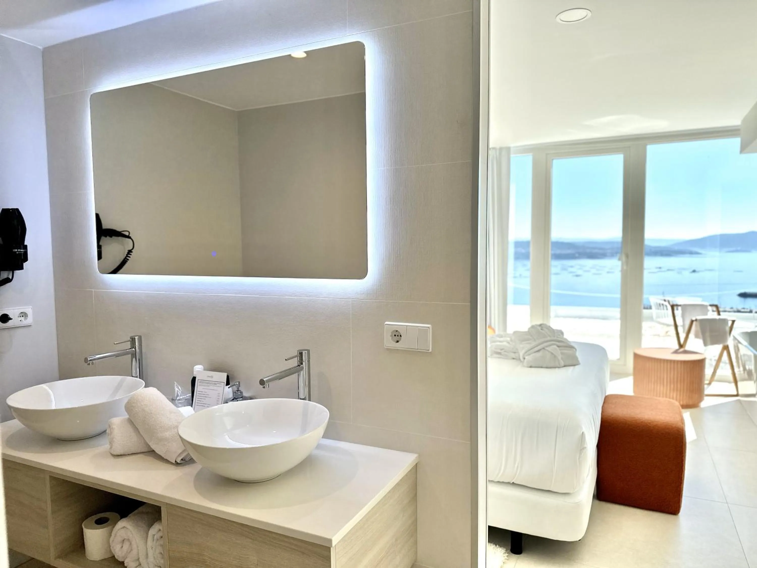 Bathroom in Otantus Hotel