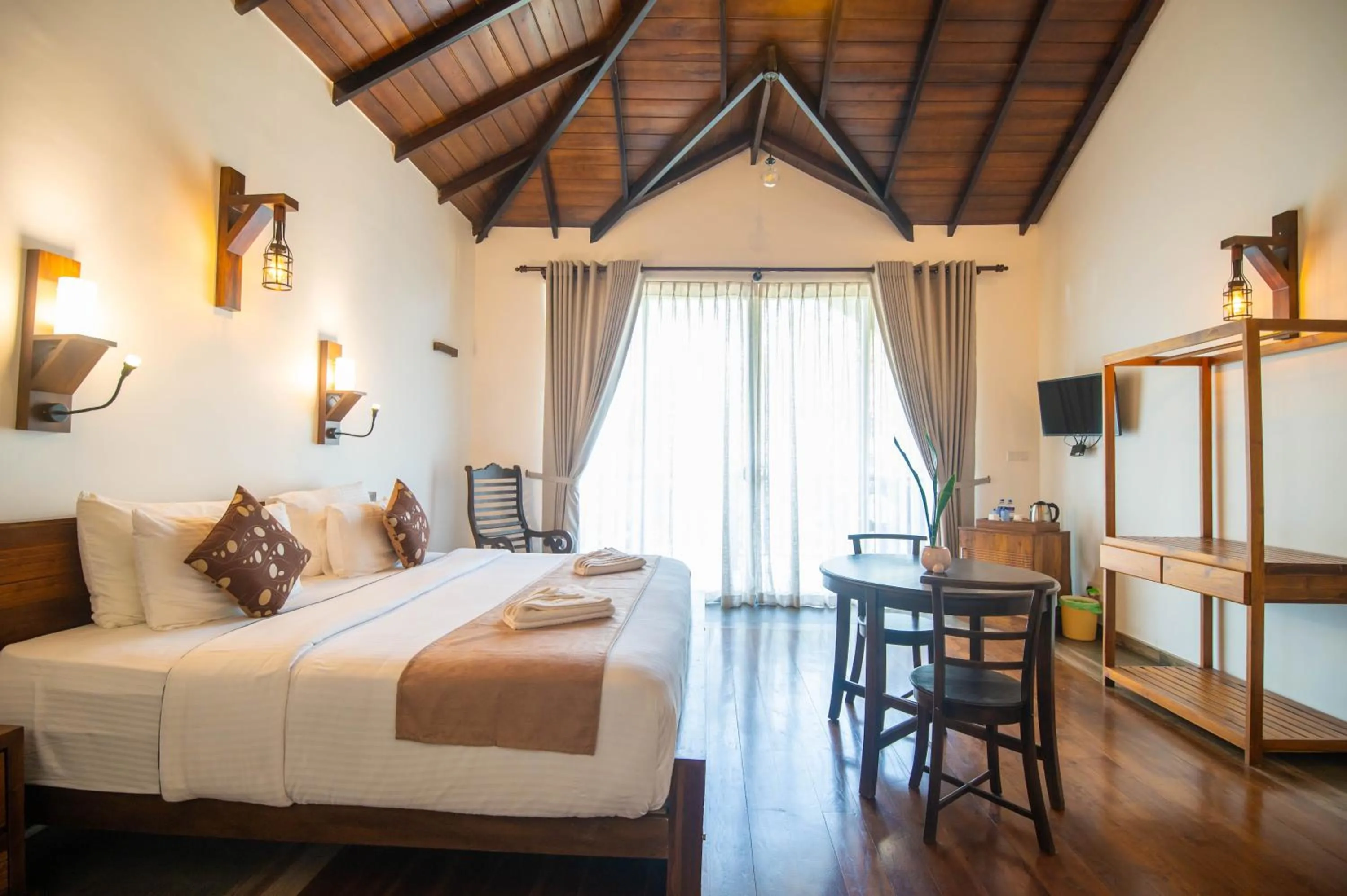 Photo of the whole room, Bed in Grand Argyle Resort