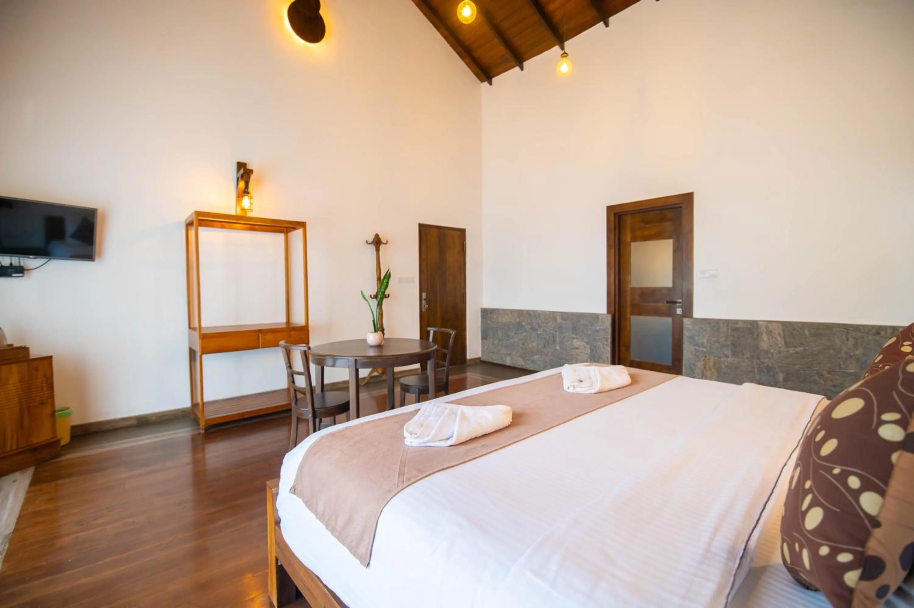 Photo of the whole room, Bed in Grand Argyle Resort