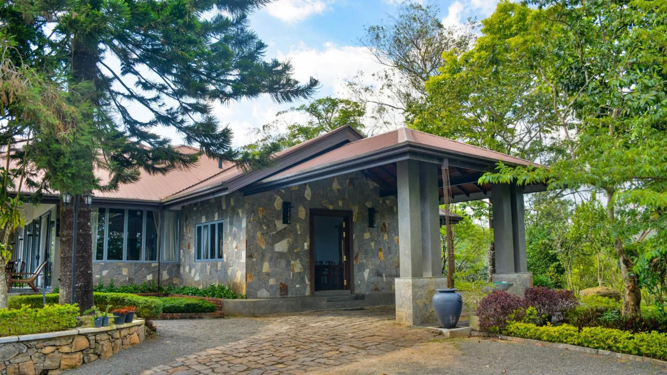 Property building in Grand Argyle Resort