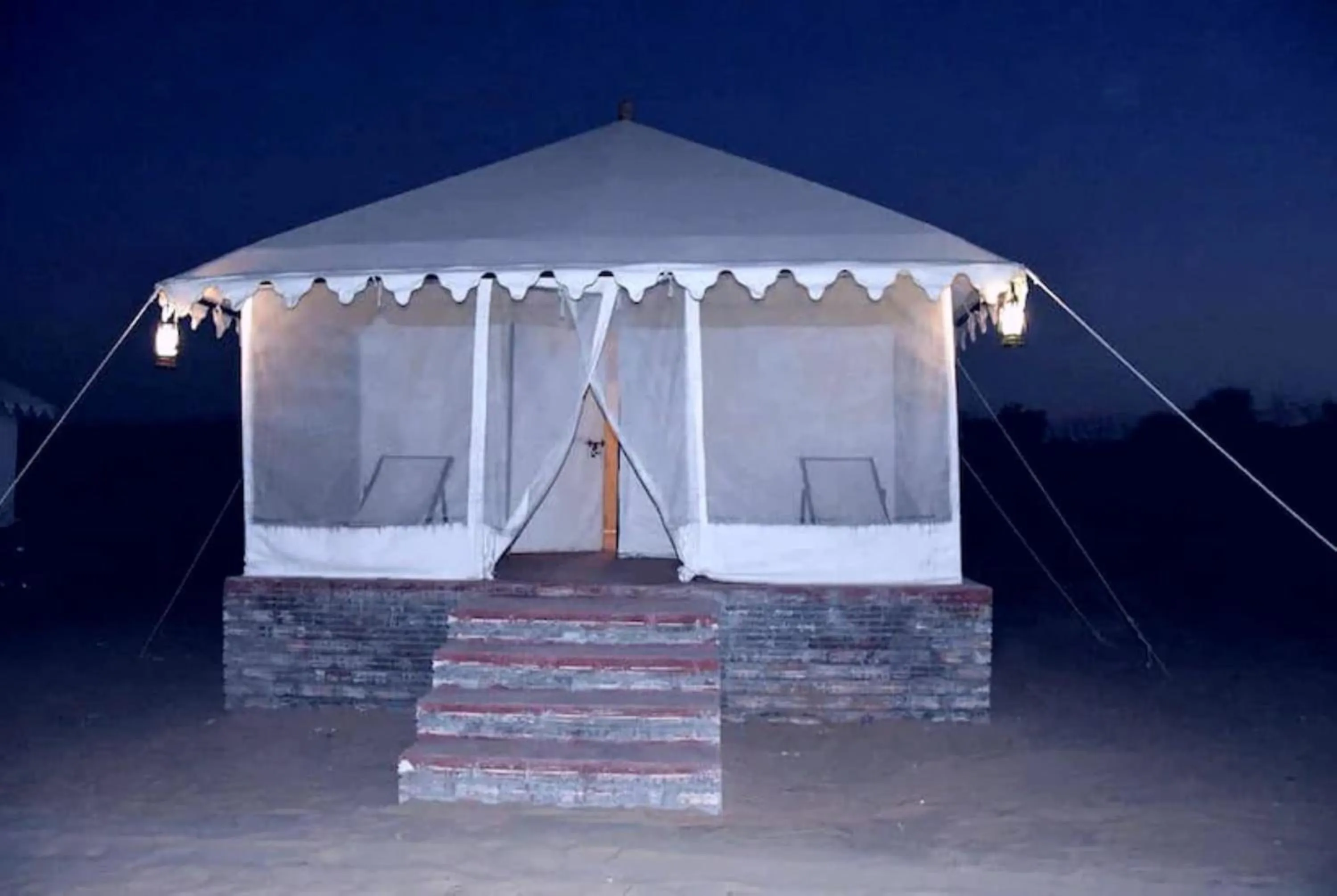 Night in Bikaner Desert Camp and Resort