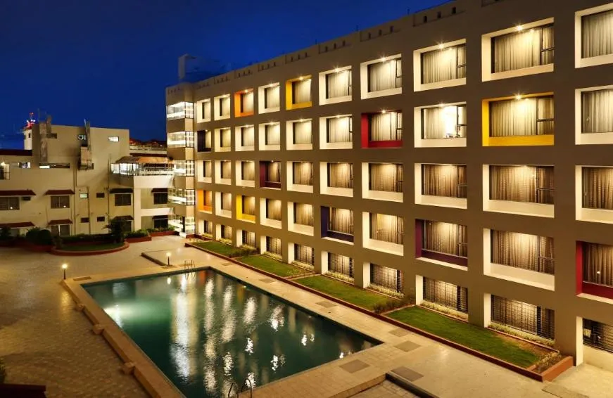Property building in Hotel Atithi, Aurangabad