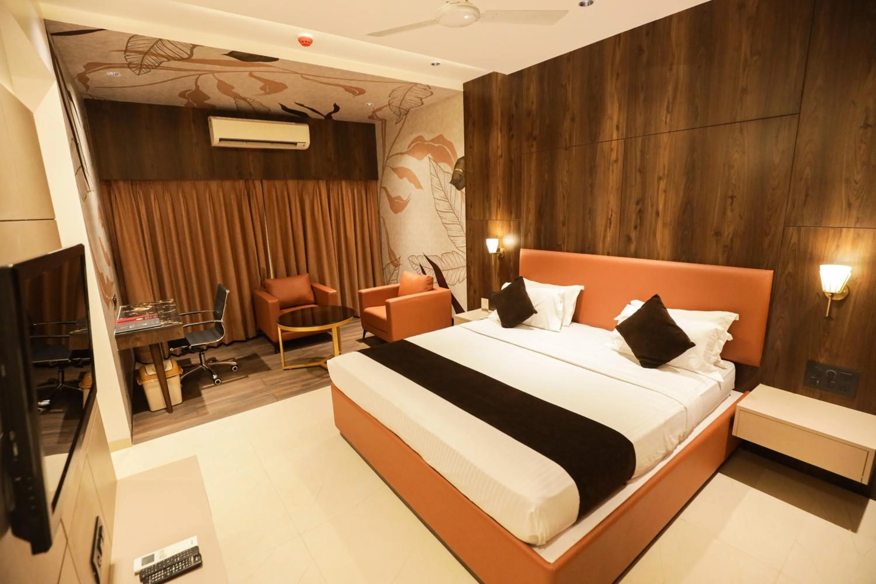 Bed in Hotel Atithi, Aurangabad