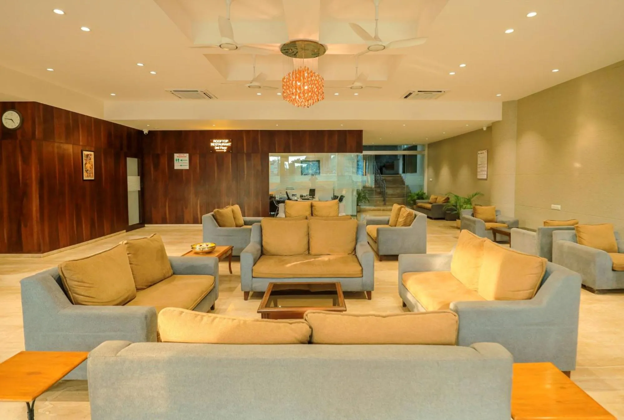 Lobby or reception in Hotel Atithi, Aurangabad