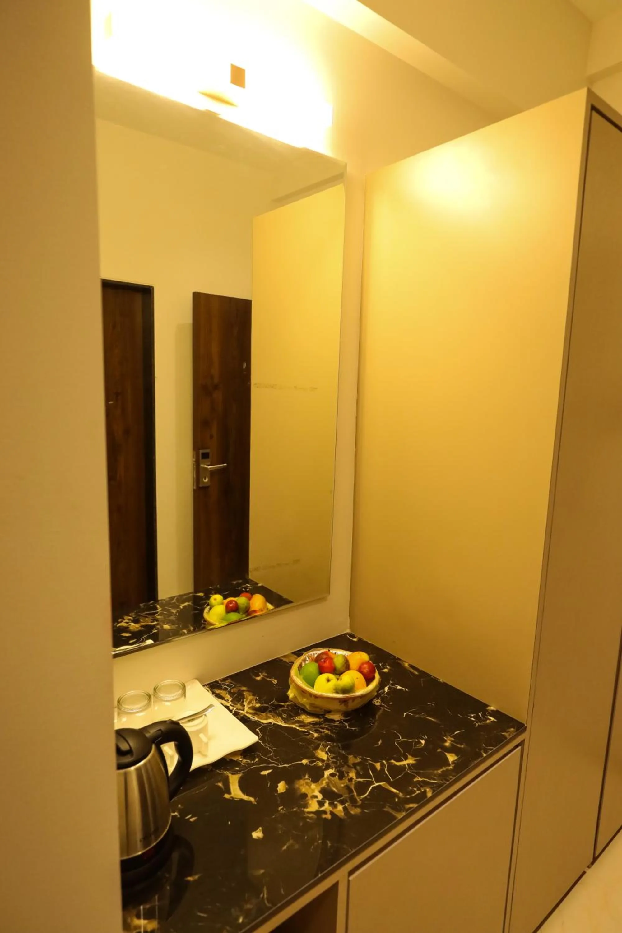 Food and drinks in Hotel Atithi, Aurangabad