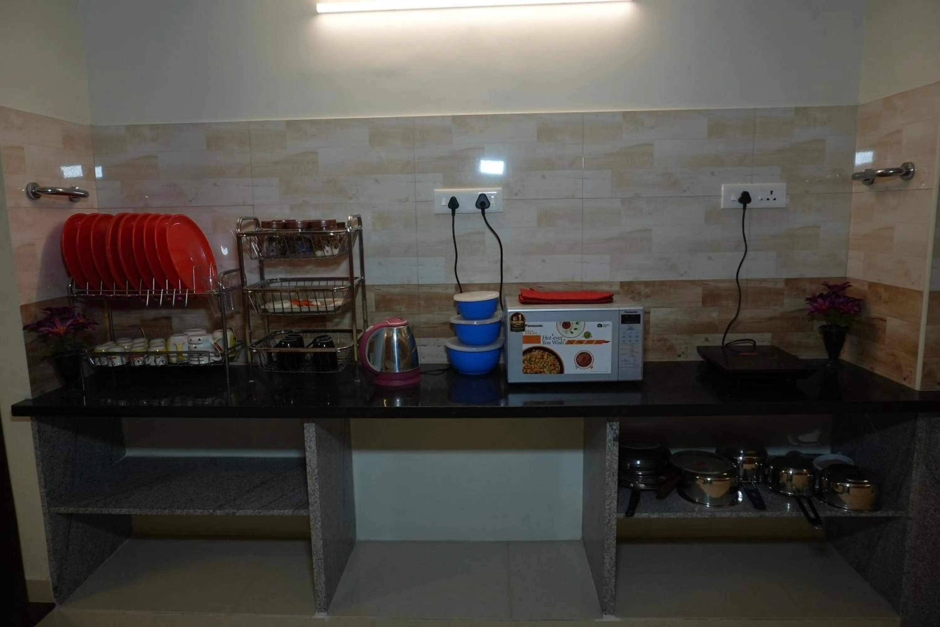 Kitchen or kitchenette in Bay Stays near white town