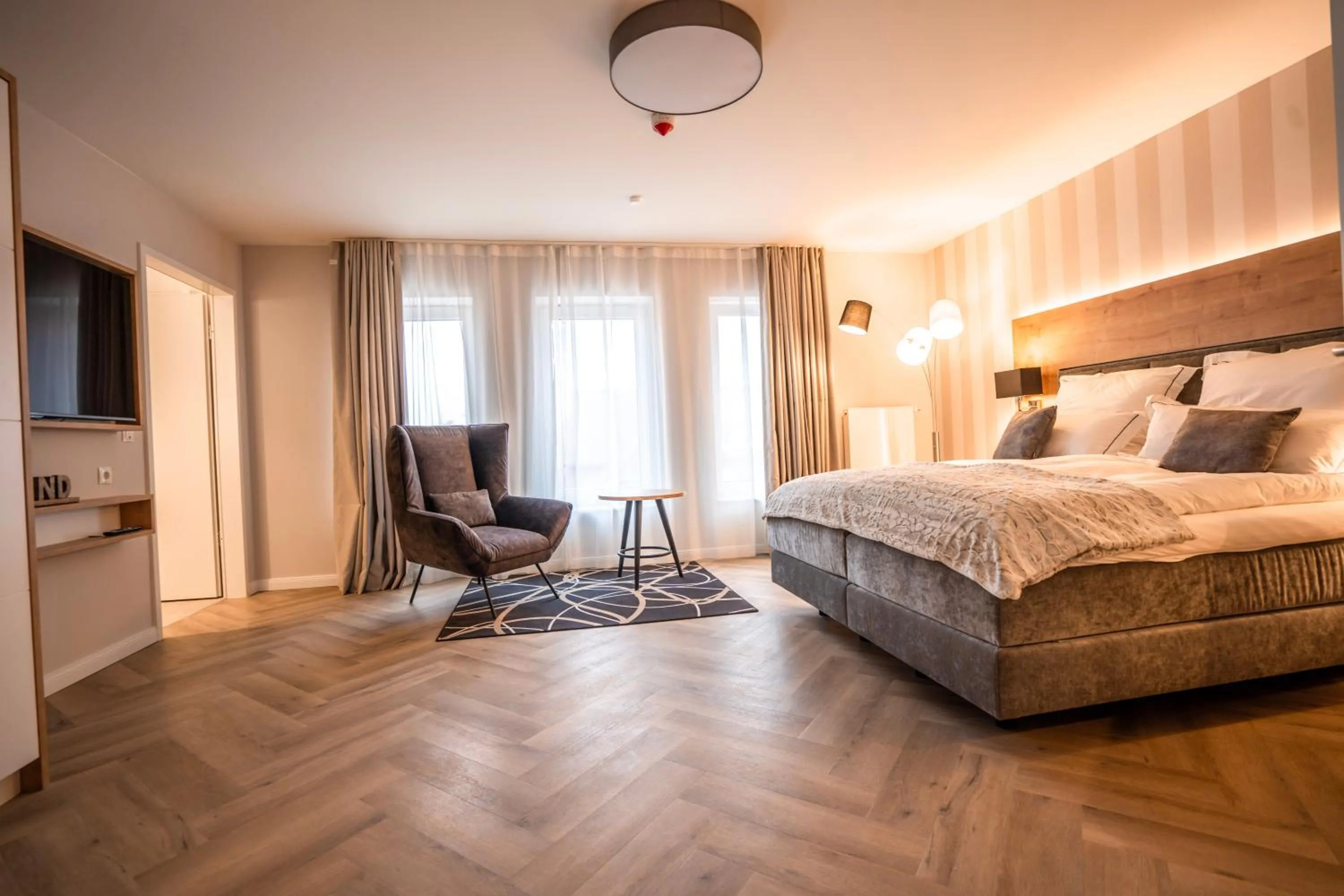 Bed in Hotel MeerZeiten inklusive externer Schwimmbad- & Saunanutzung