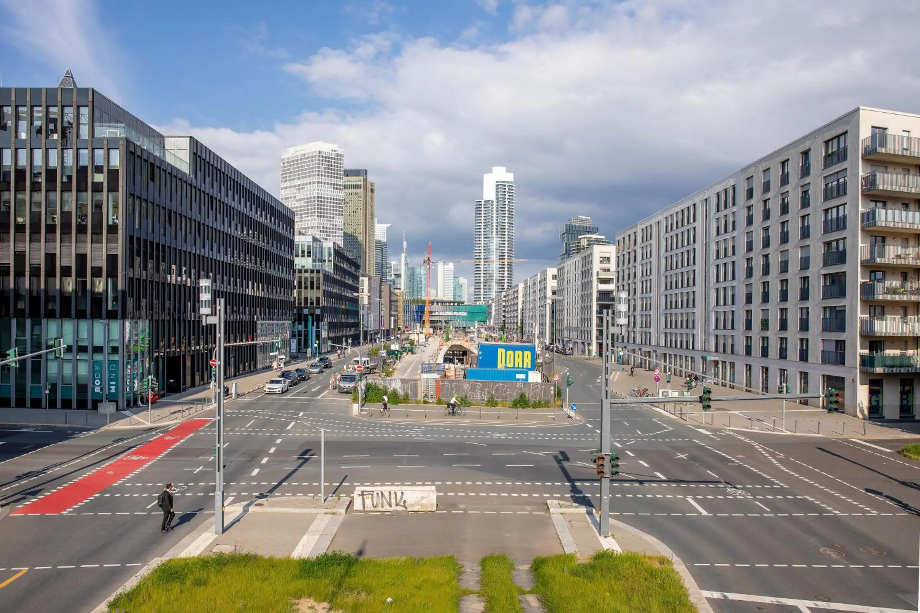 Area and facilities in LyvInn Hotel Frankfurt