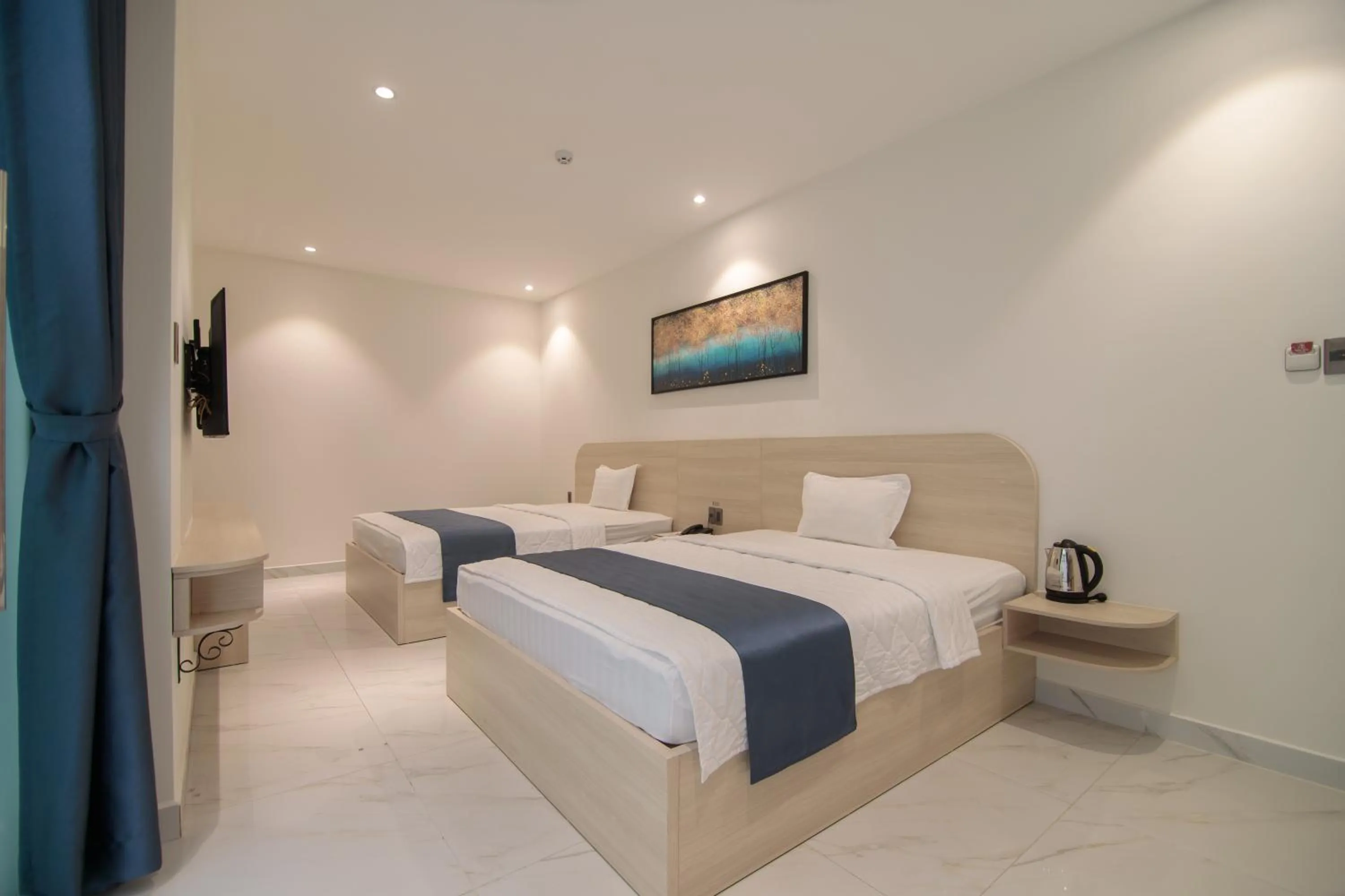 Bedroom, Bed in Bin Bin Hotel 8 - Near Sunrise City