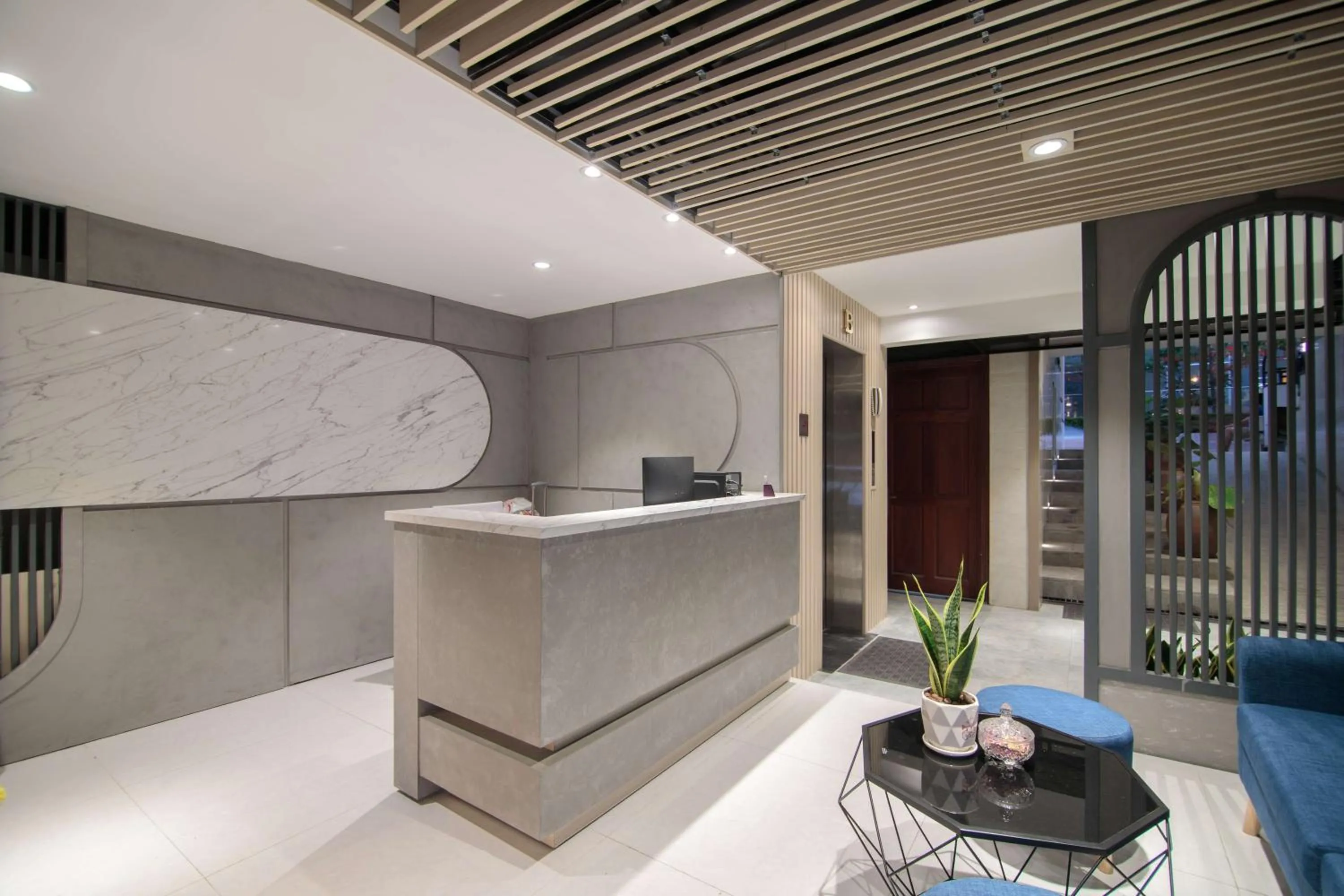 Seating area in Bin Bin Hotel 8 - Near Sunrise City