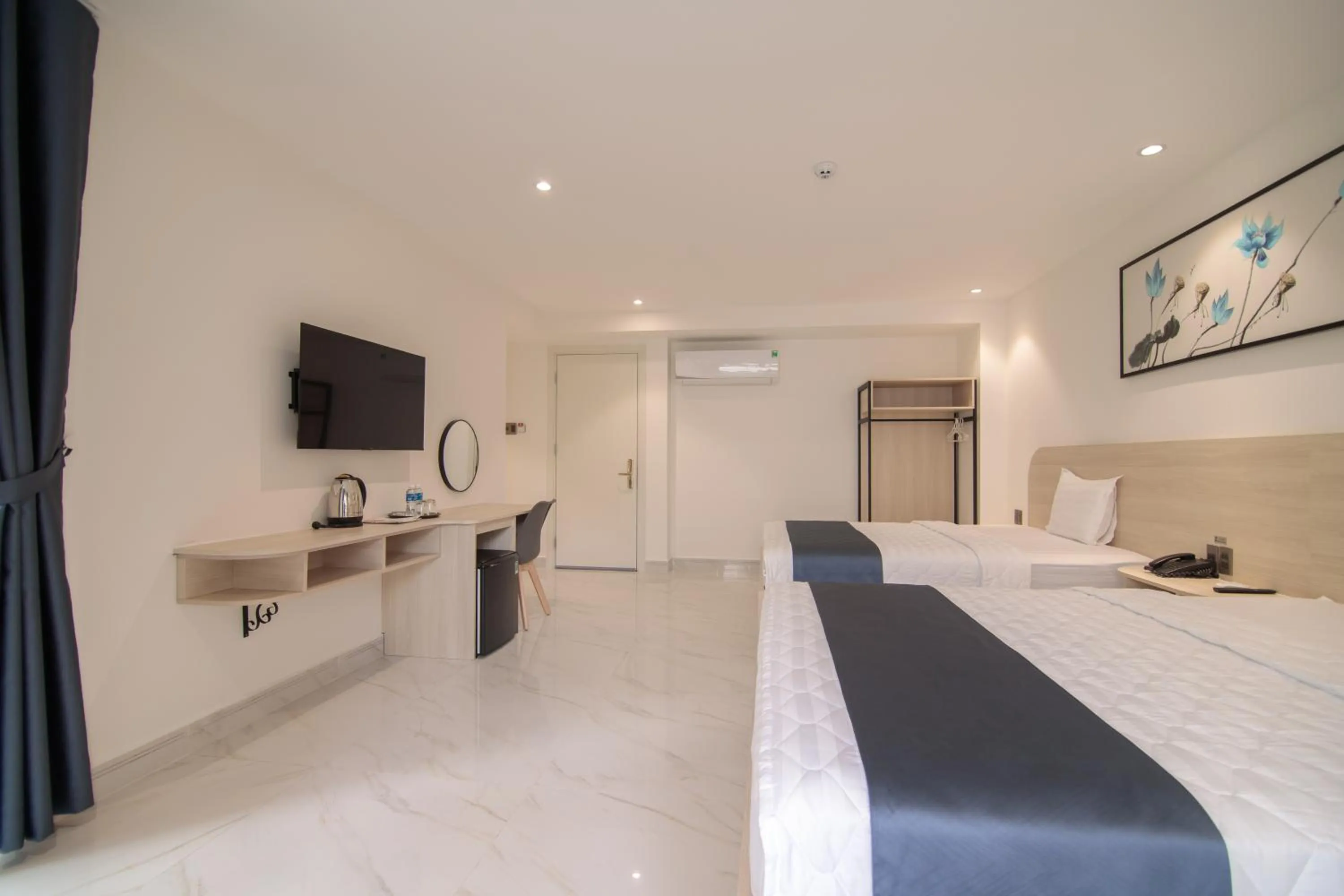 Bedroom, Bed in Bin Bin Hotel 8 - Near Sunrise City