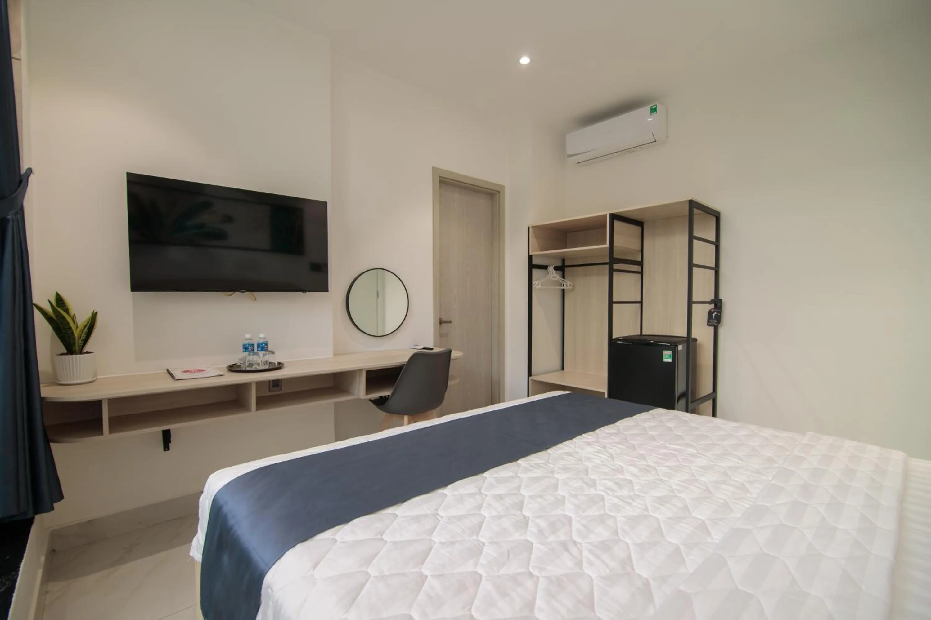 Property building, Bed in Bin Bin Hotel 8 - Near Sunrise City