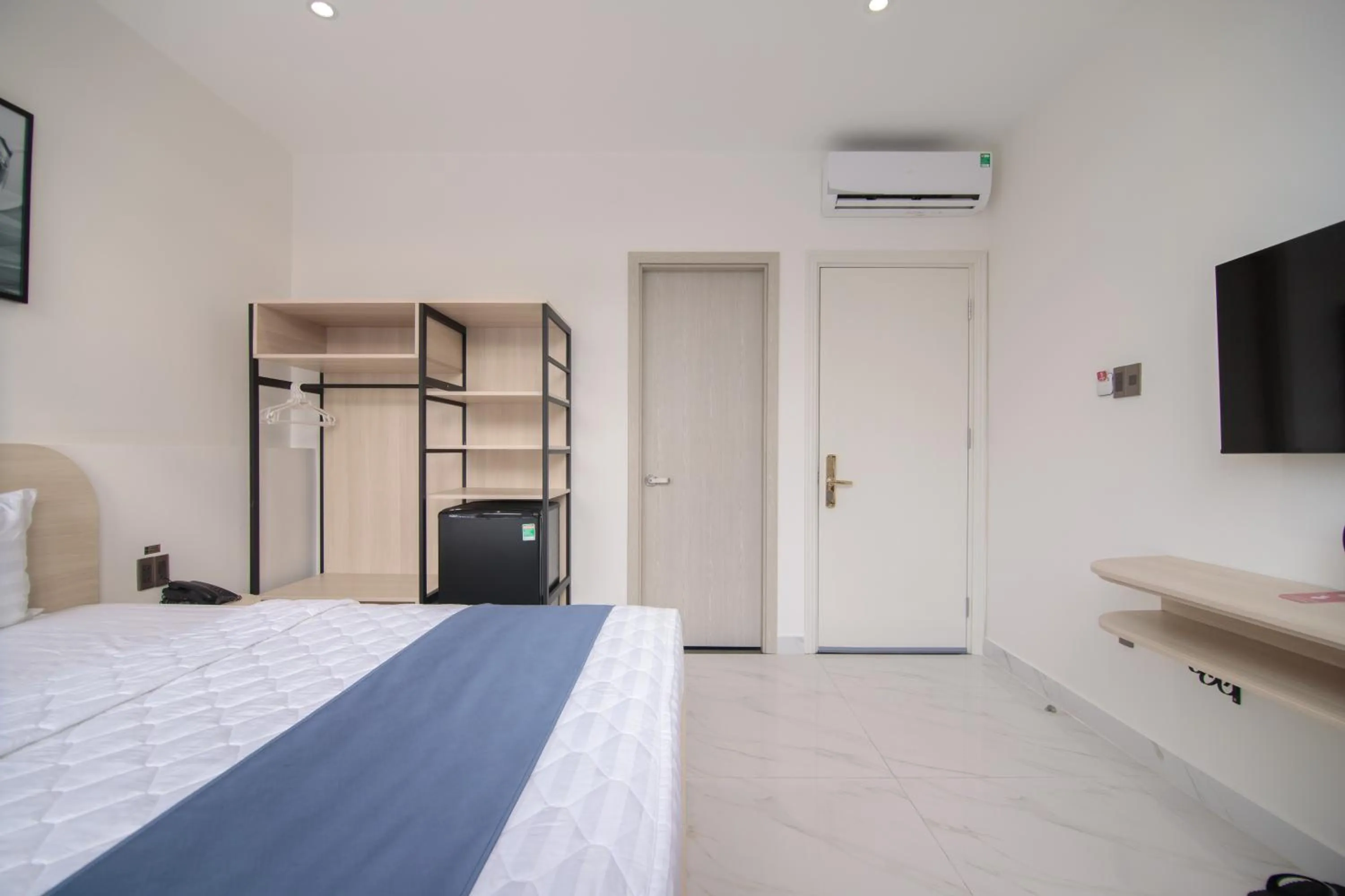 Property building, Bed in Bin Bin Hotel 8 - Near Sunrise City