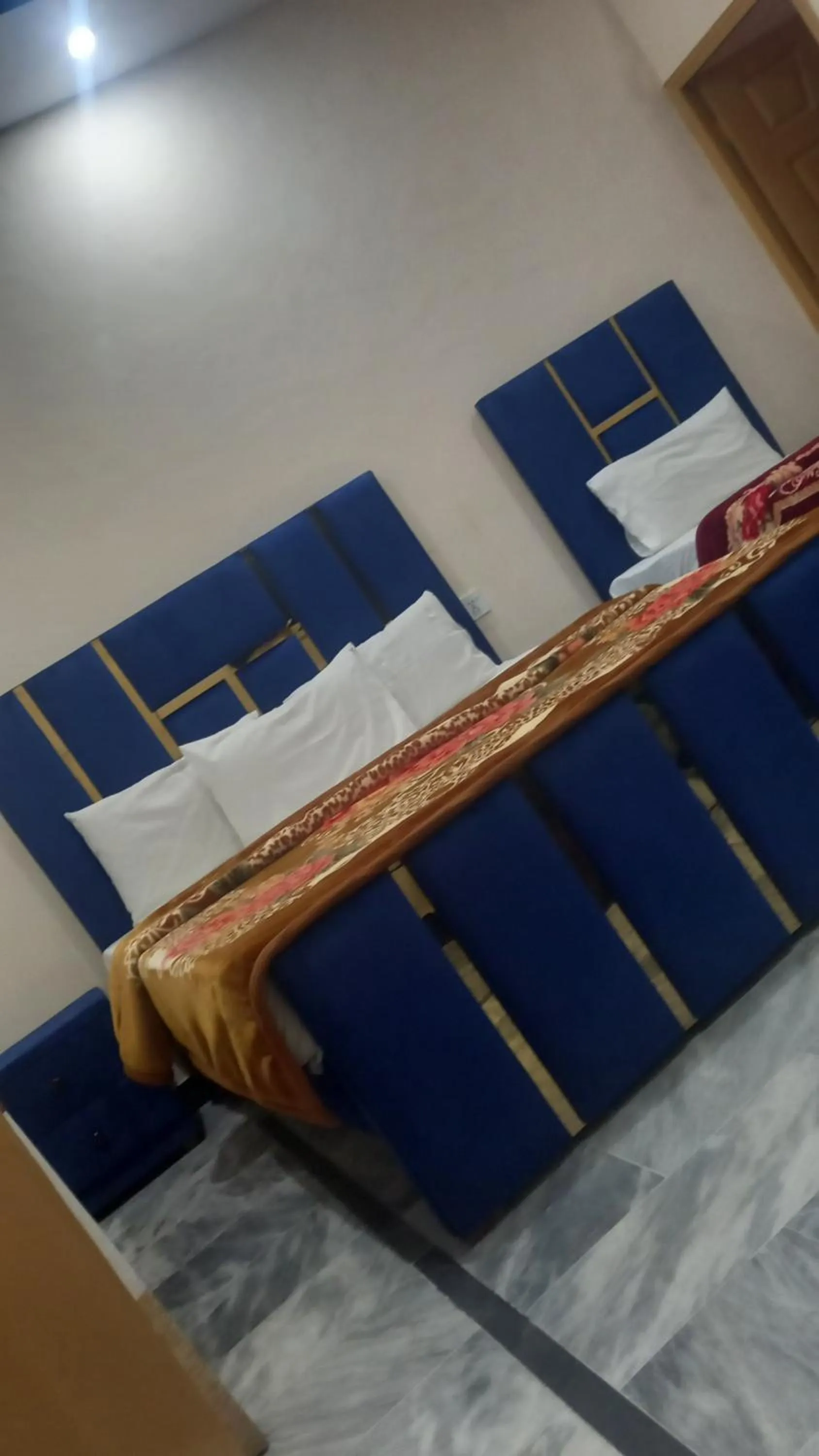 Living room in New Palace Guest House