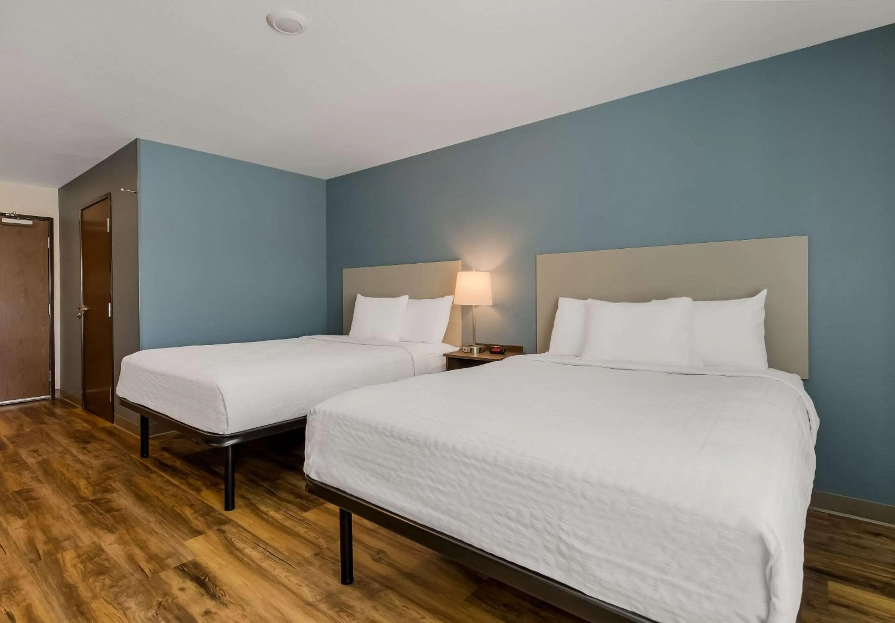 Bedroom, Bed in WoodSpring Suites Roanoke