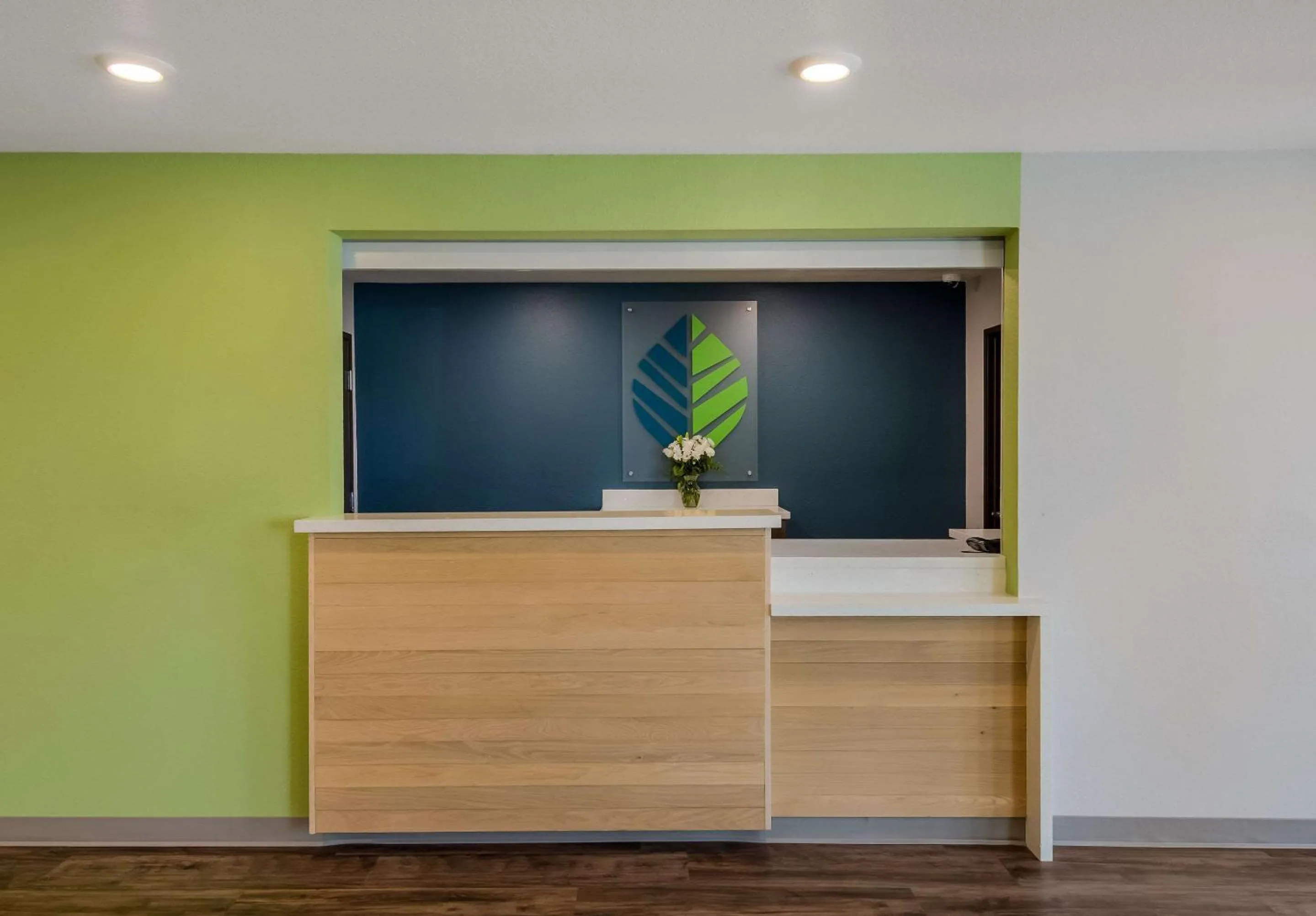 Lobby or reception in WoodSpring Suites Roanoke