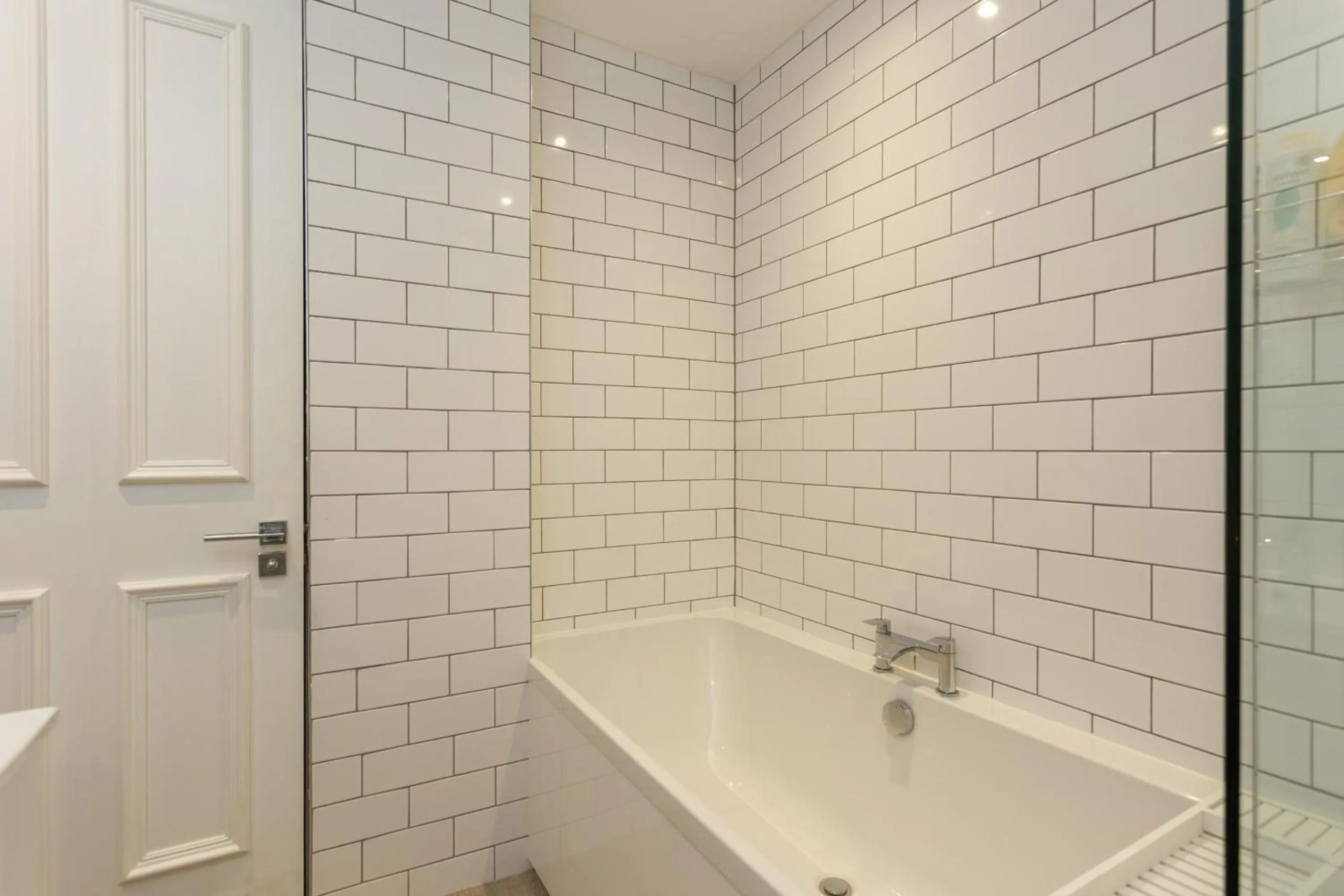 Bathroom in Royal 2bed apartment City Center