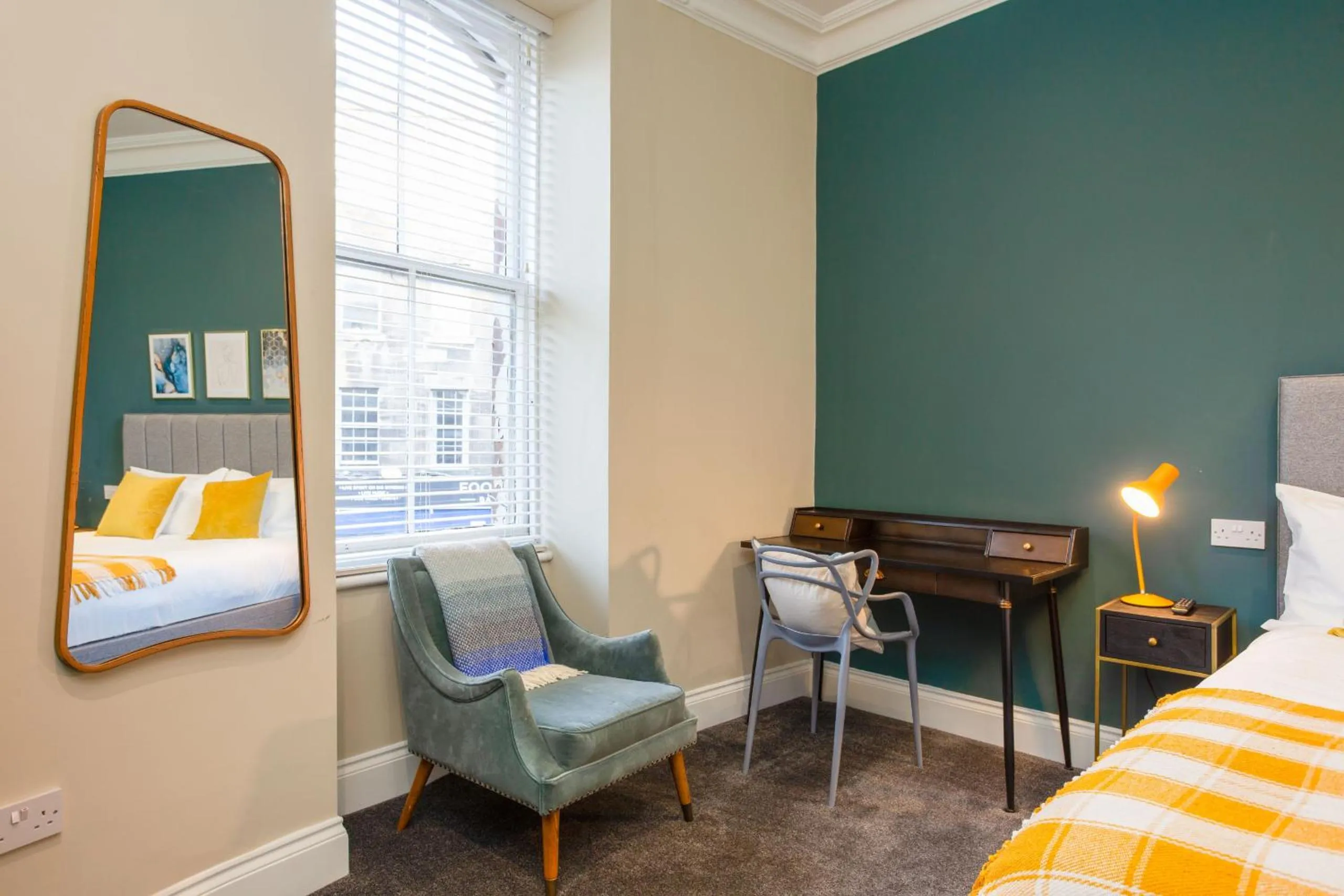 Bedroom, Bed in Royal 2bed apartment City Center