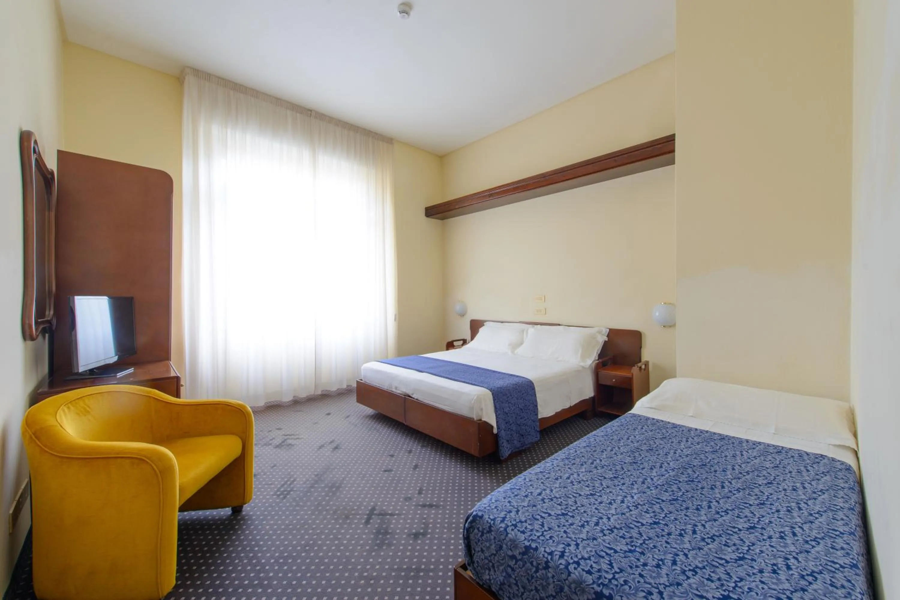 Bedroom, Bed in Palace Hotel Domus Mea Riccione