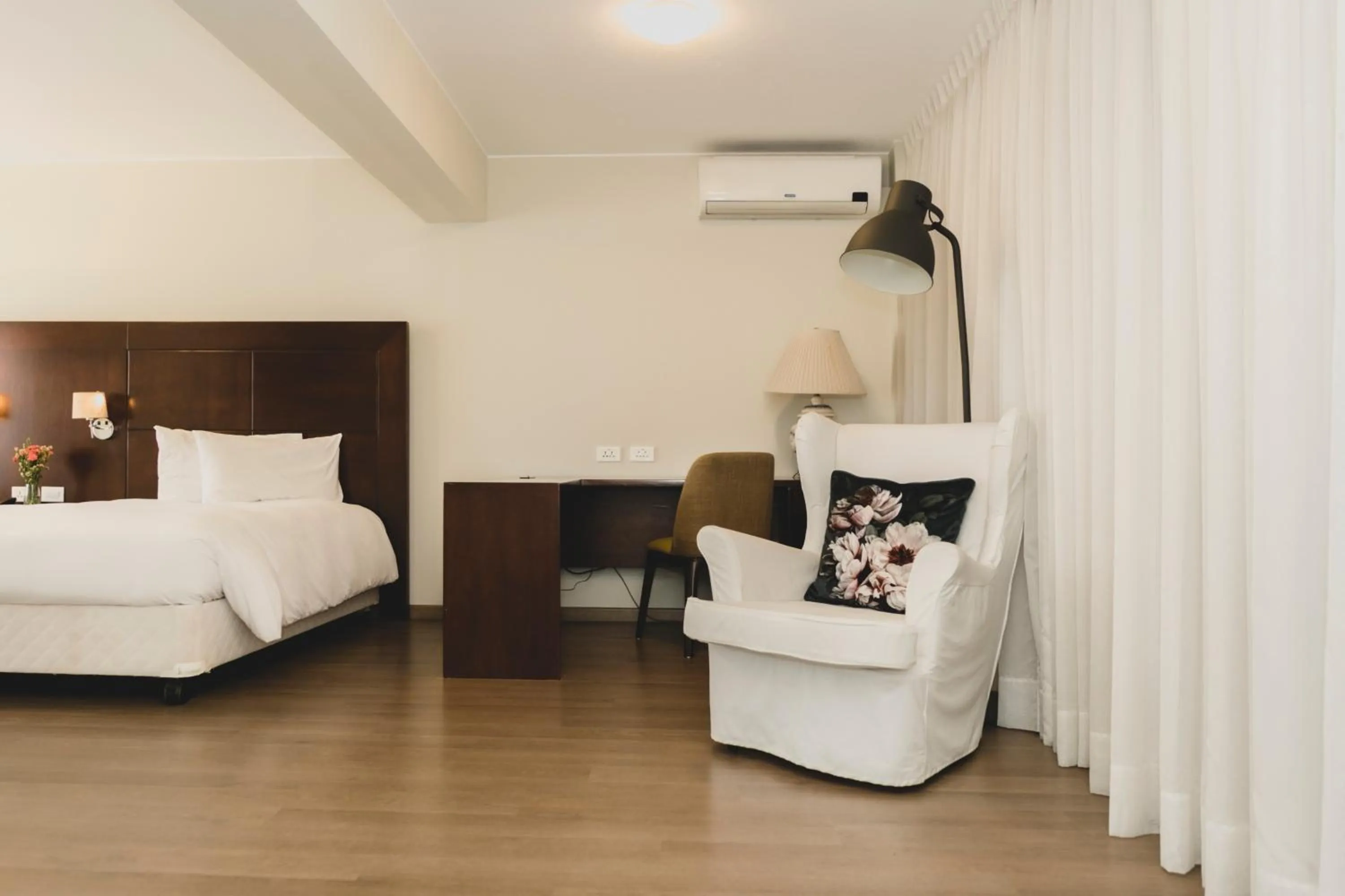 TV and multimedia, Bed in ARTE HOTEL Lima