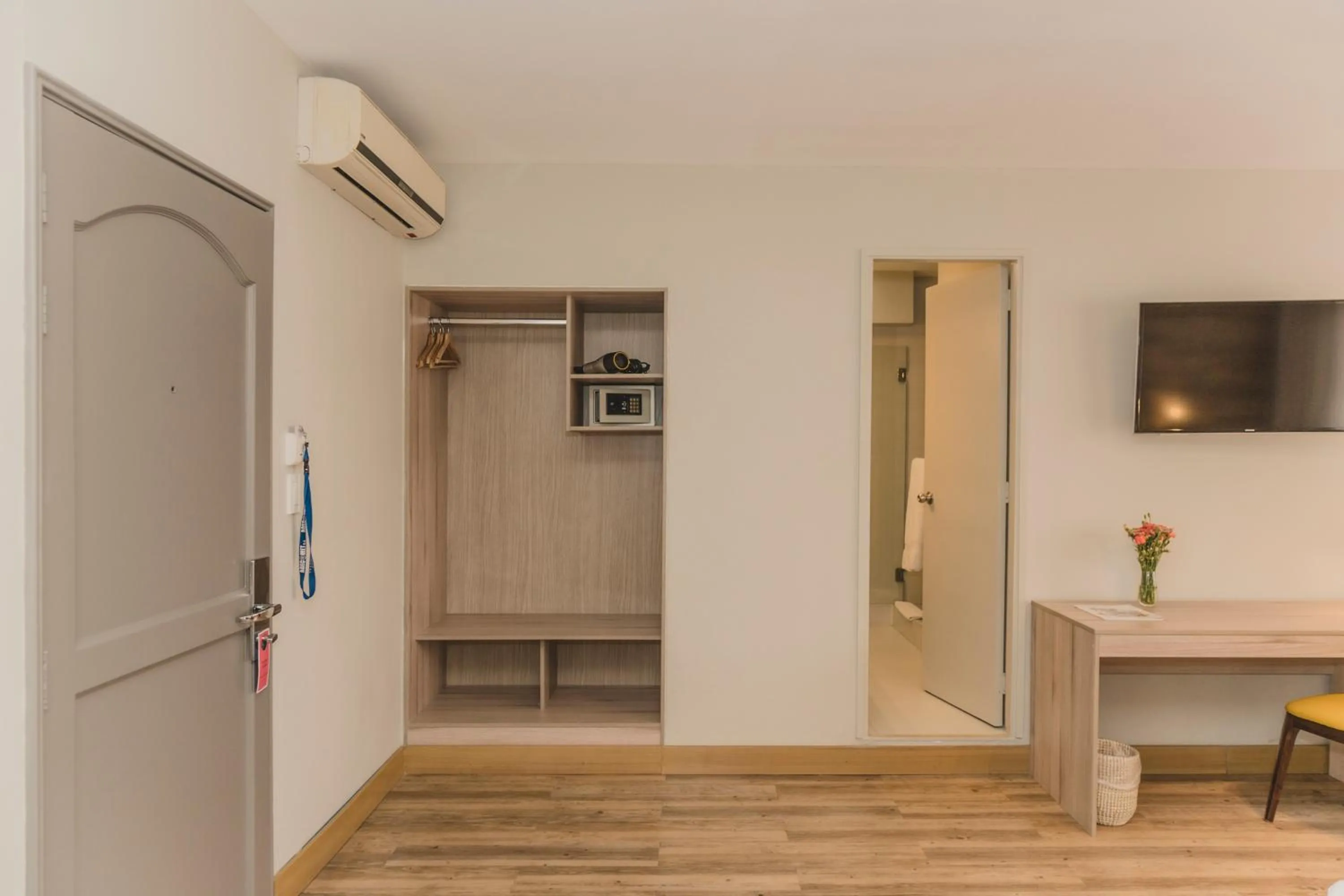 TV and multimedia in ARTE HOTEL Lima