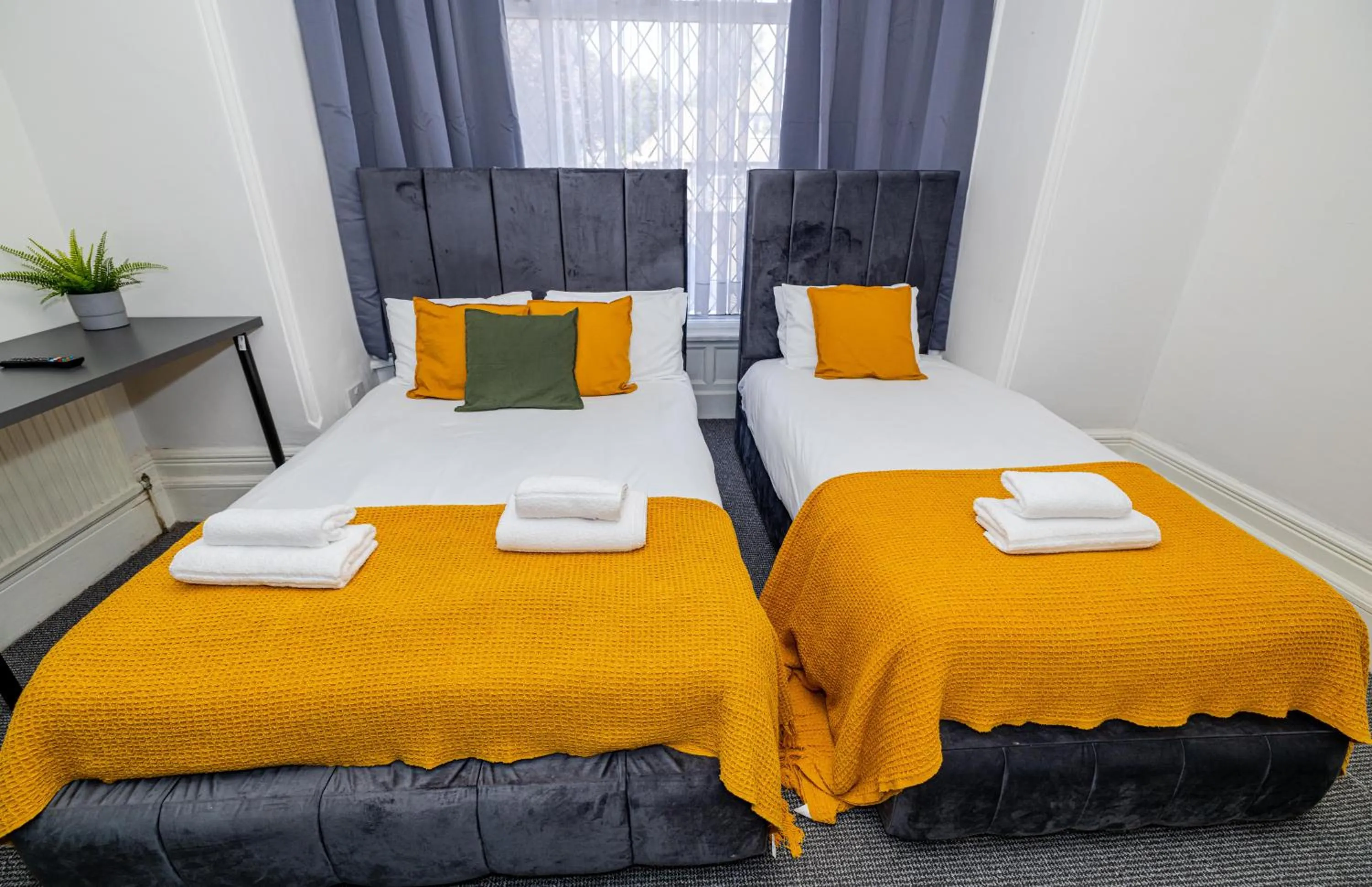 Bed in Woodford Hotel