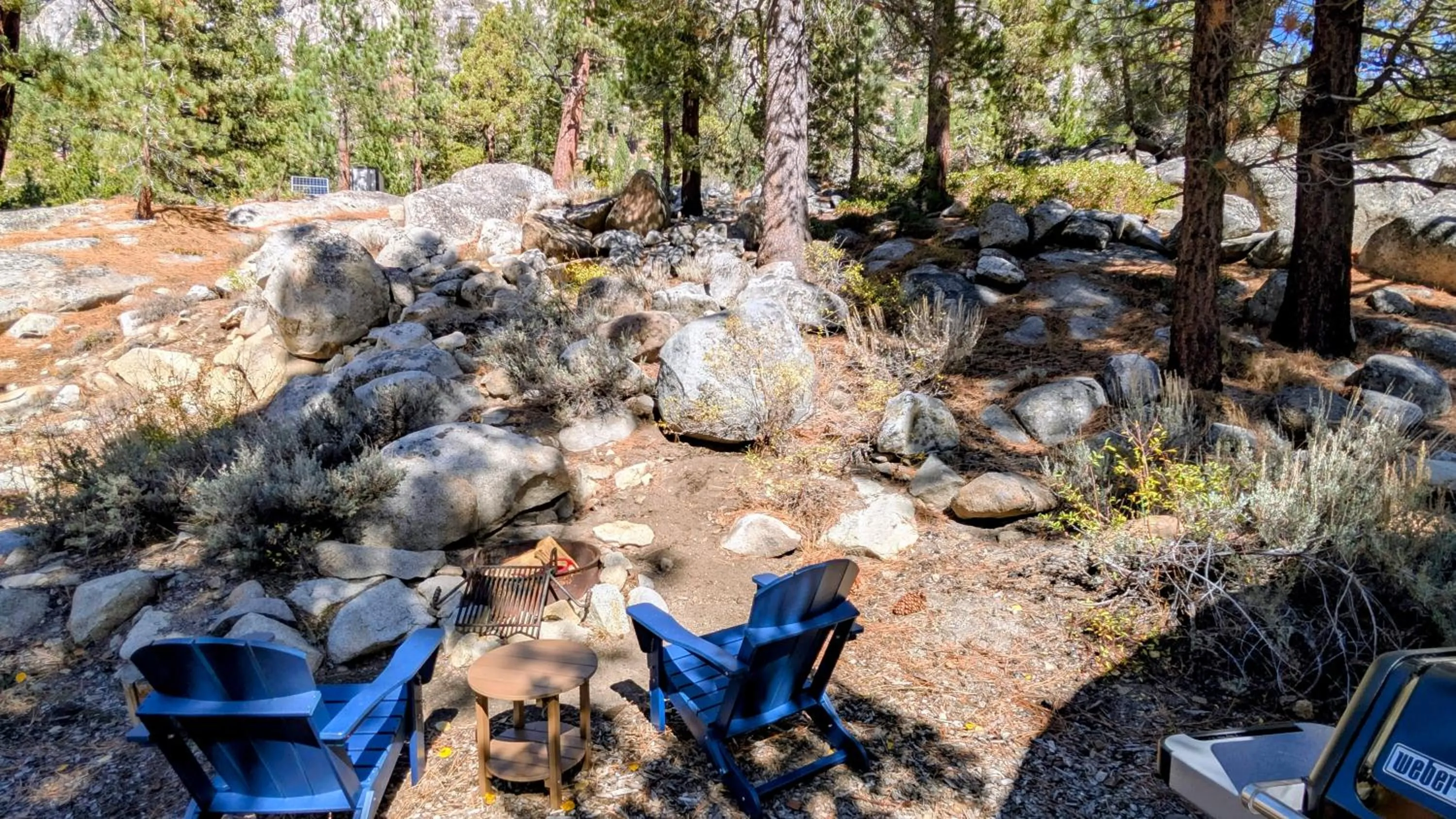 Desolation Hotel Hope Valley