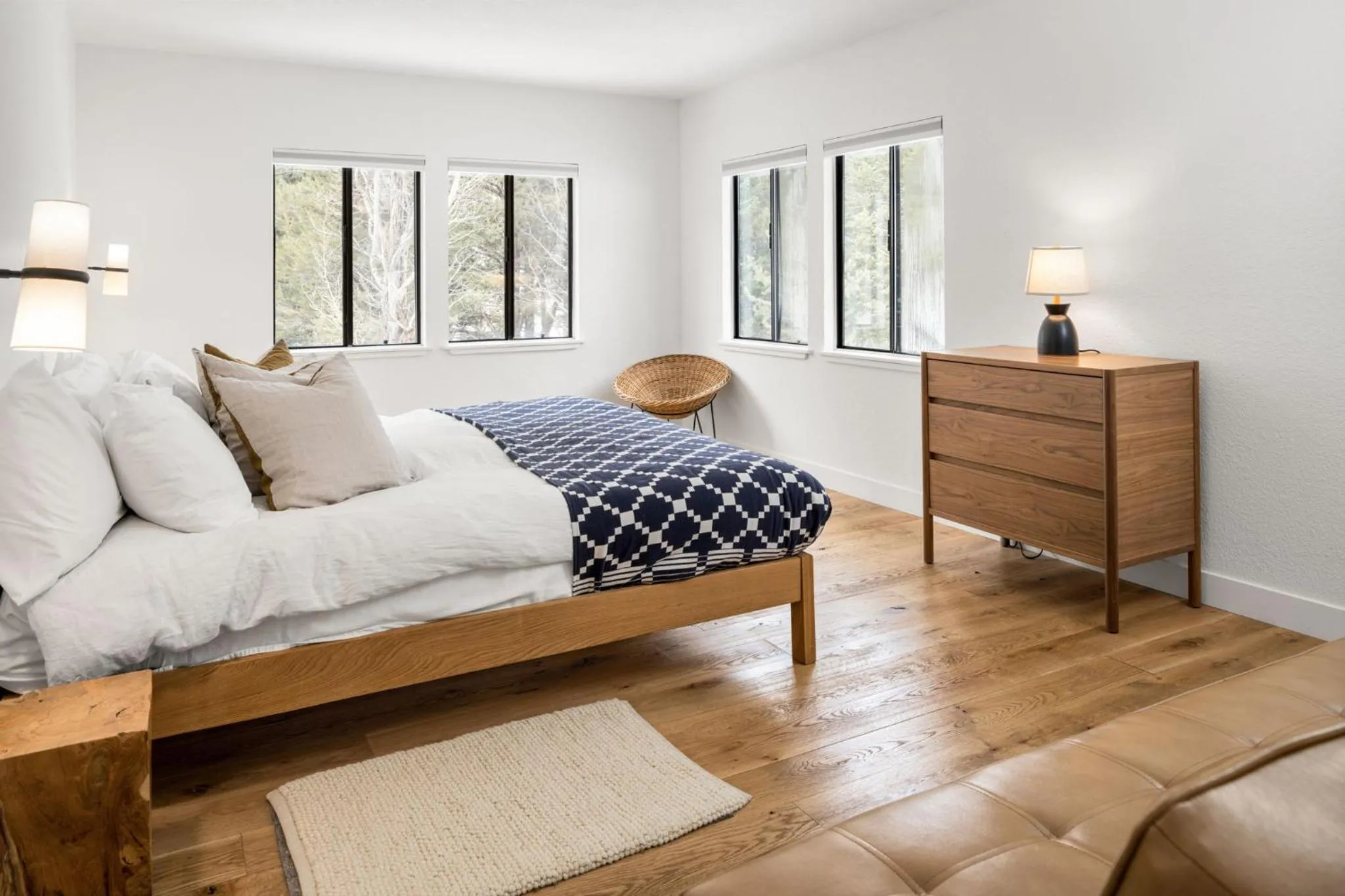 Bed in Desolation Hotel Hope Valley