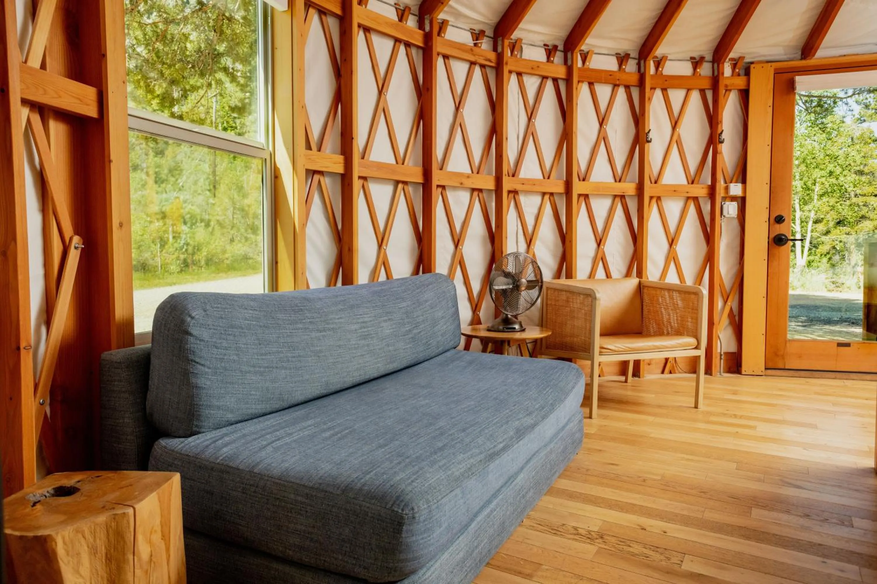 Other in Desolation Hotel Hope Valley