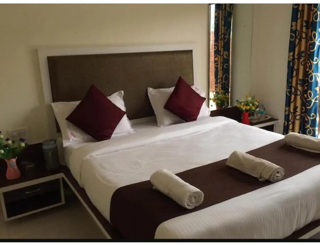 Photo of the whole room in Hotel Maple Inn, Patna